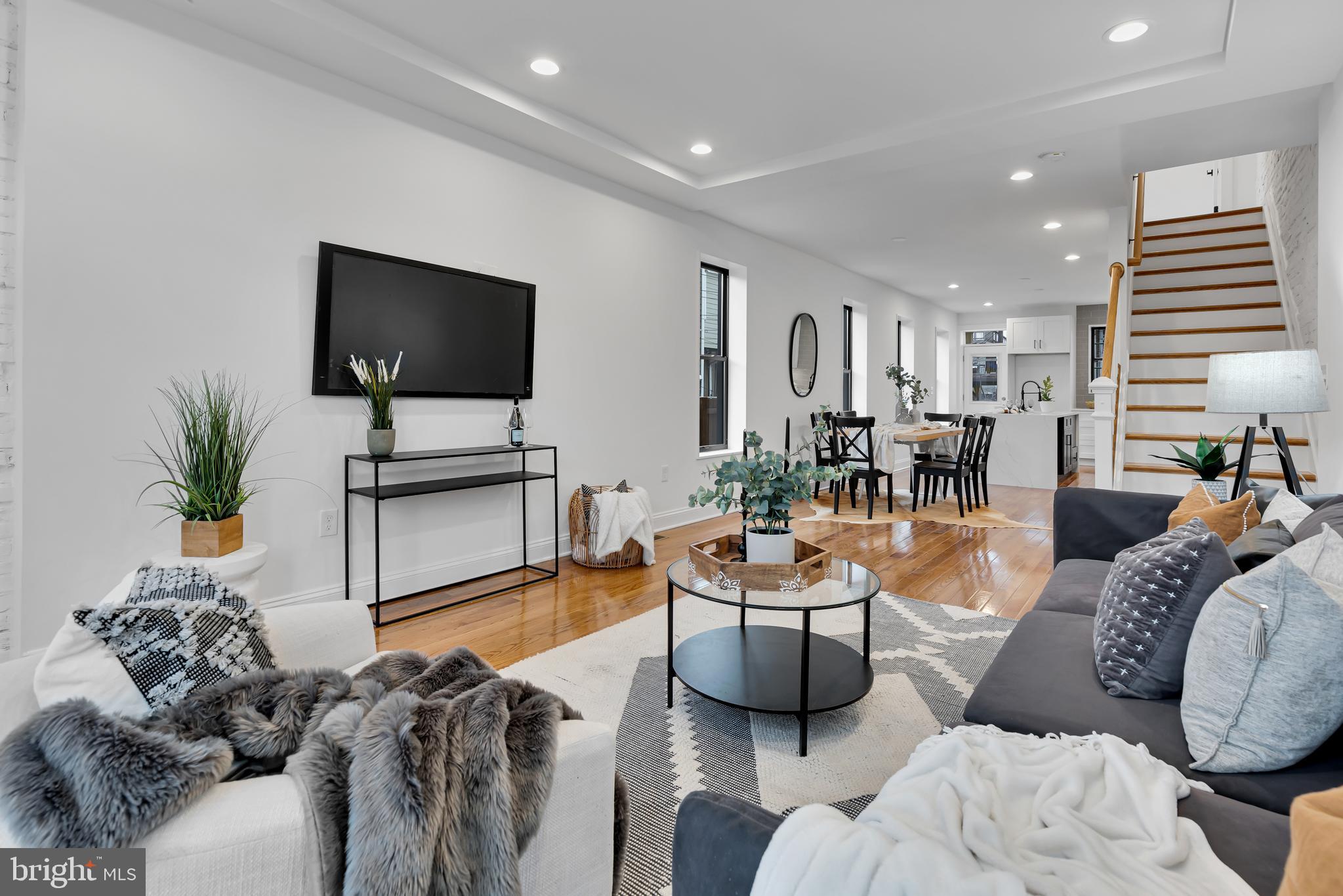 UPPER FELLS POINT - Residential