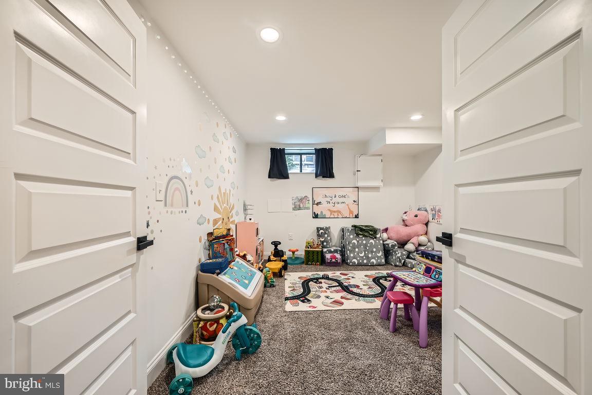 UPPER FELLS POINT - Residential