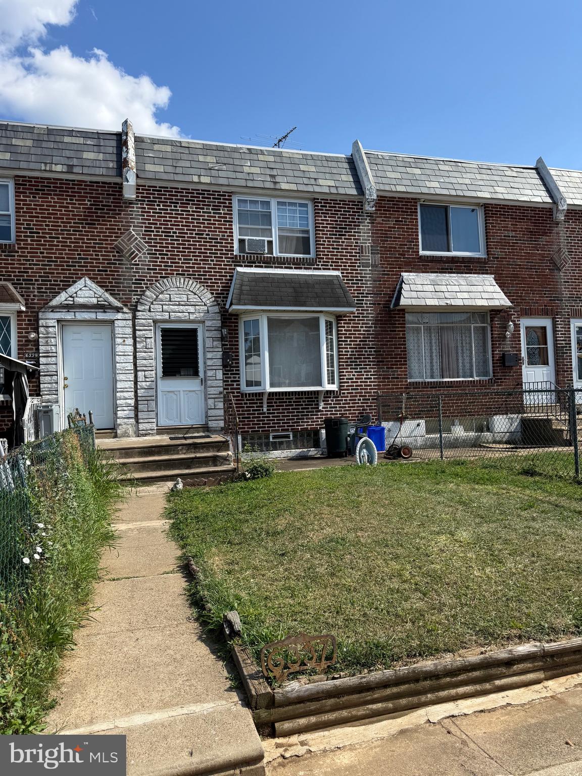 MAYFAIR (EAST) - Residential