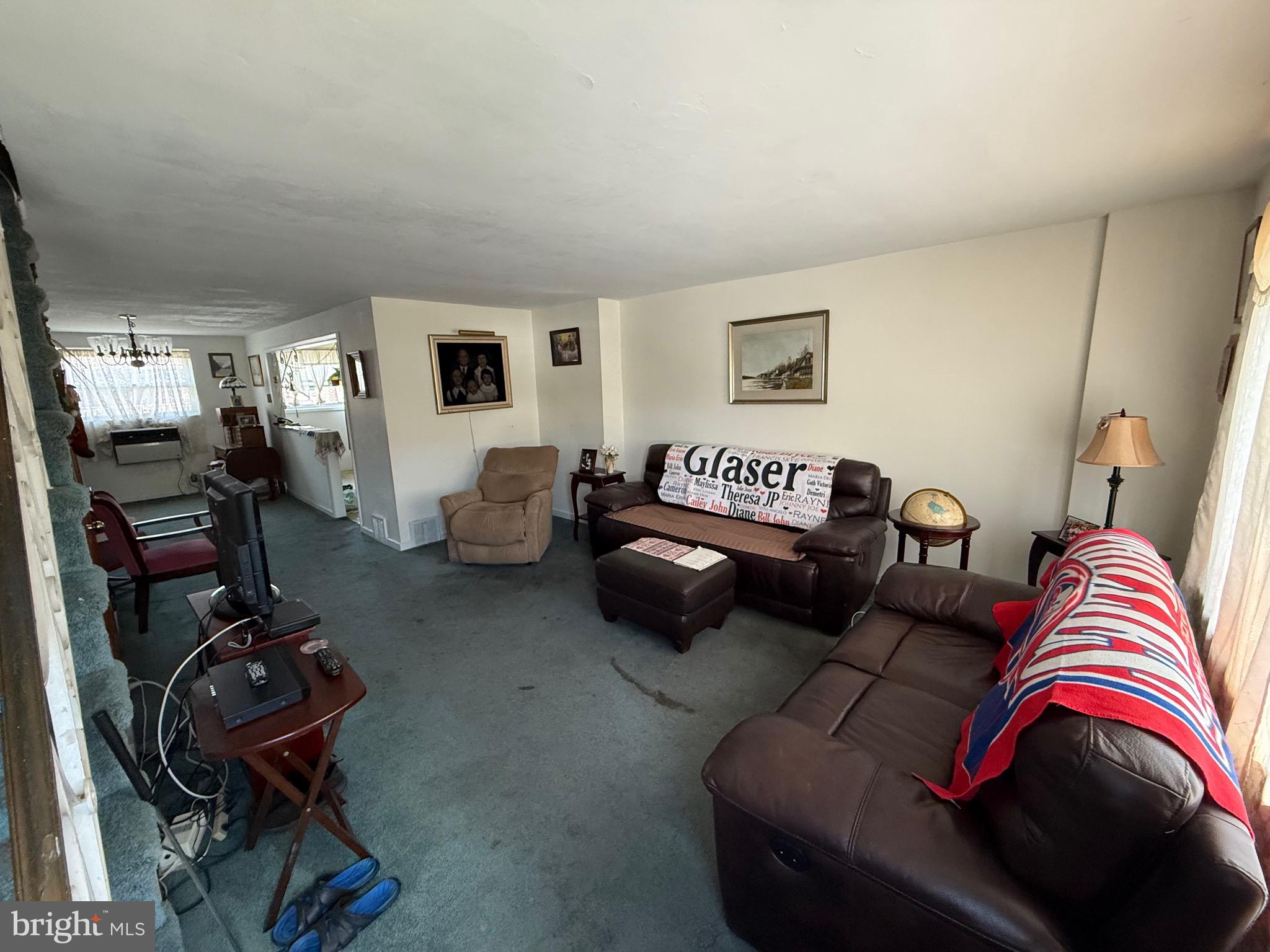 MAYFAIR (EAST) - Residential