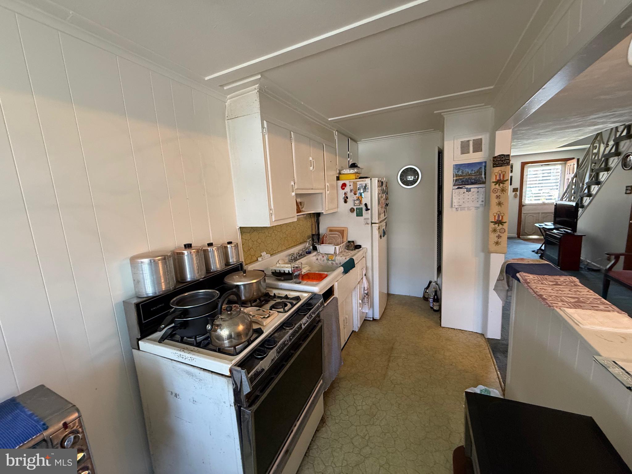 MAYFAIR (EAST) - Residential