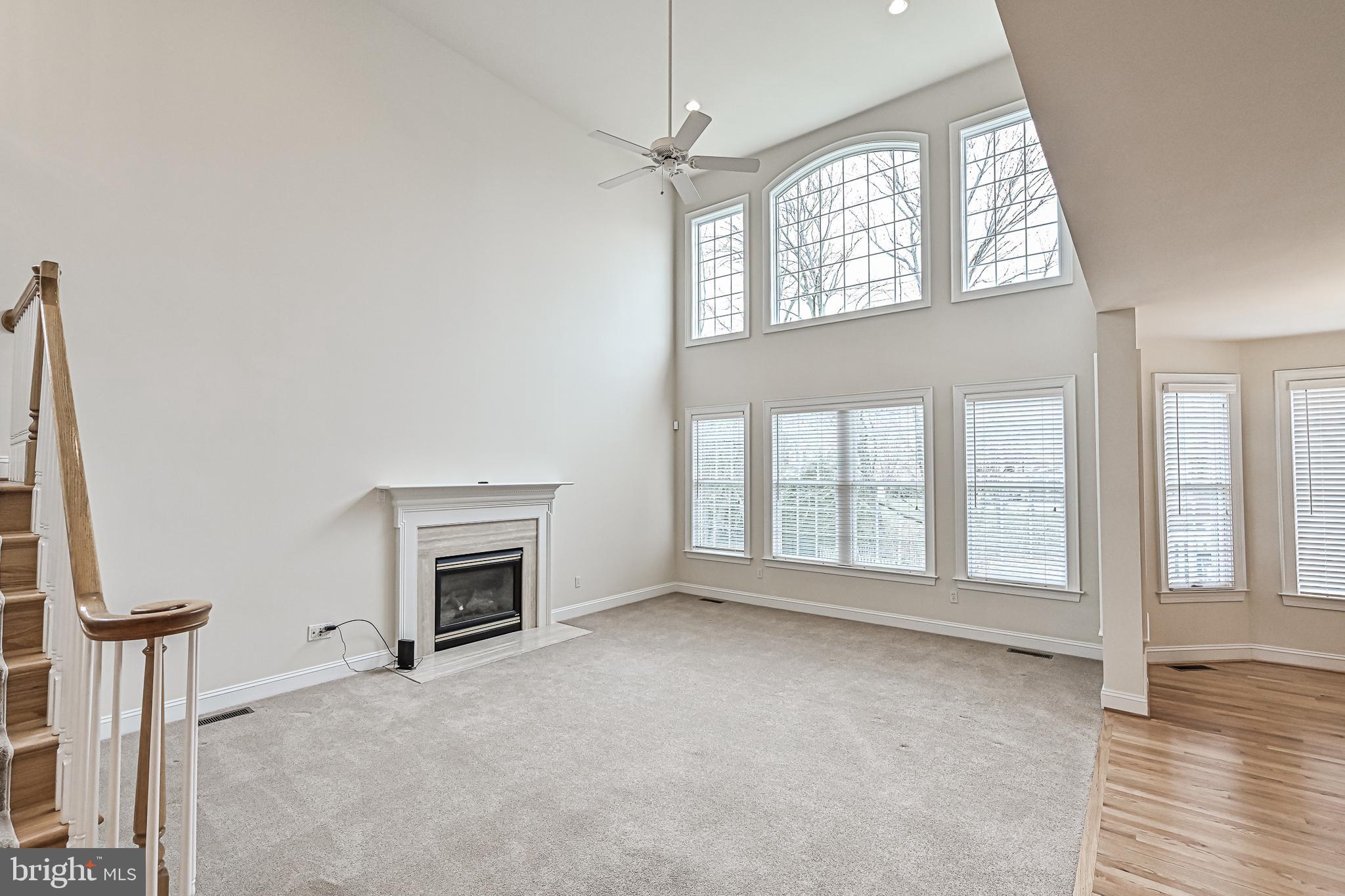 LORD FAIRFAX MANORS - Residential