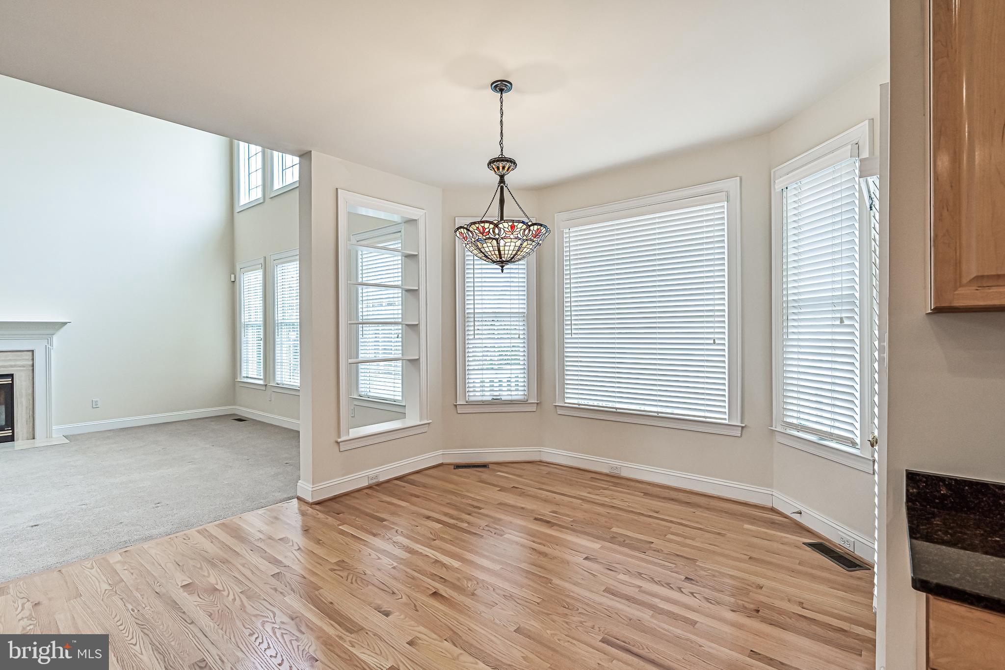 LORD FAIRFAX MANORS - Residential