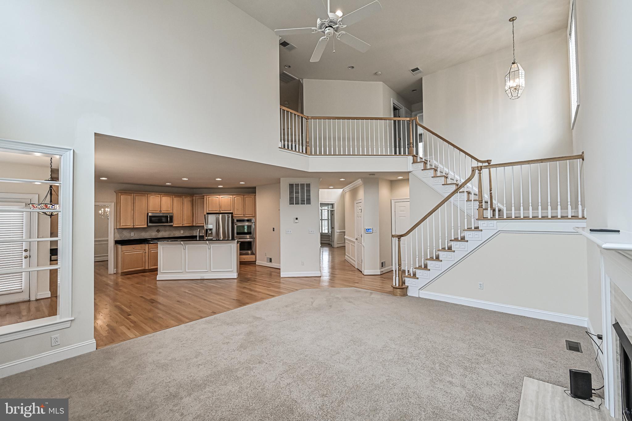 LORD FAIRFAX MANORS - Residential