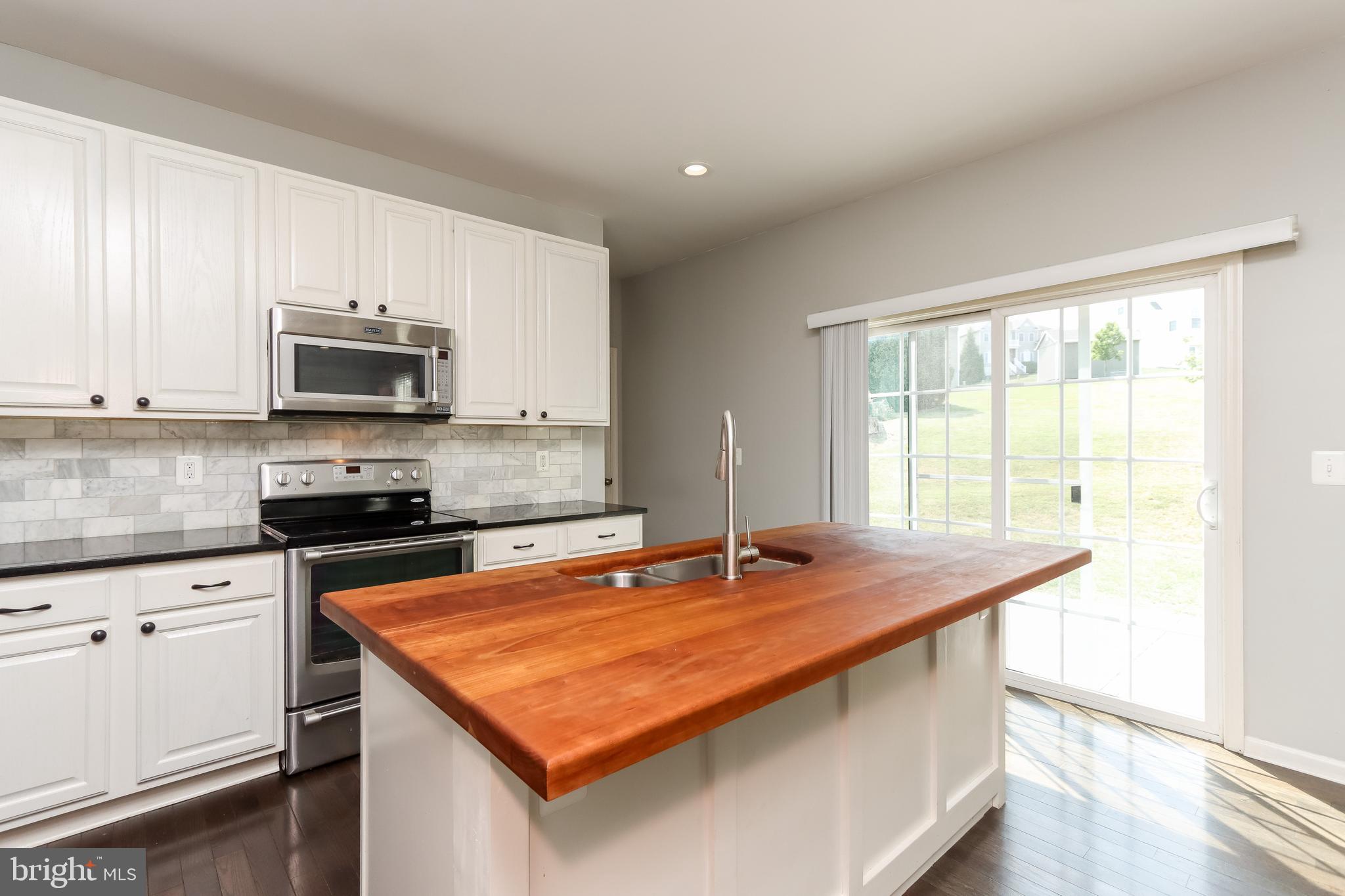 LAKE HOLIDAY ESTATES - Residential