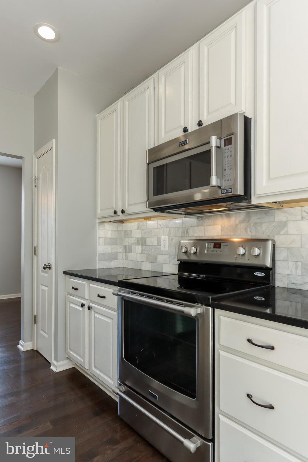 LAKE HOLIDAY ESTATES - Residential