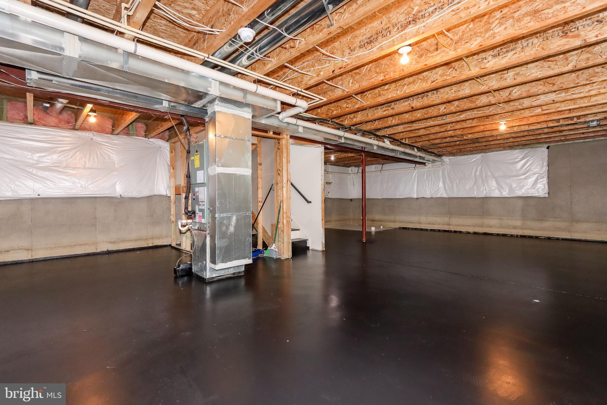 LAKE HOLIDAY ESTATES - Residential