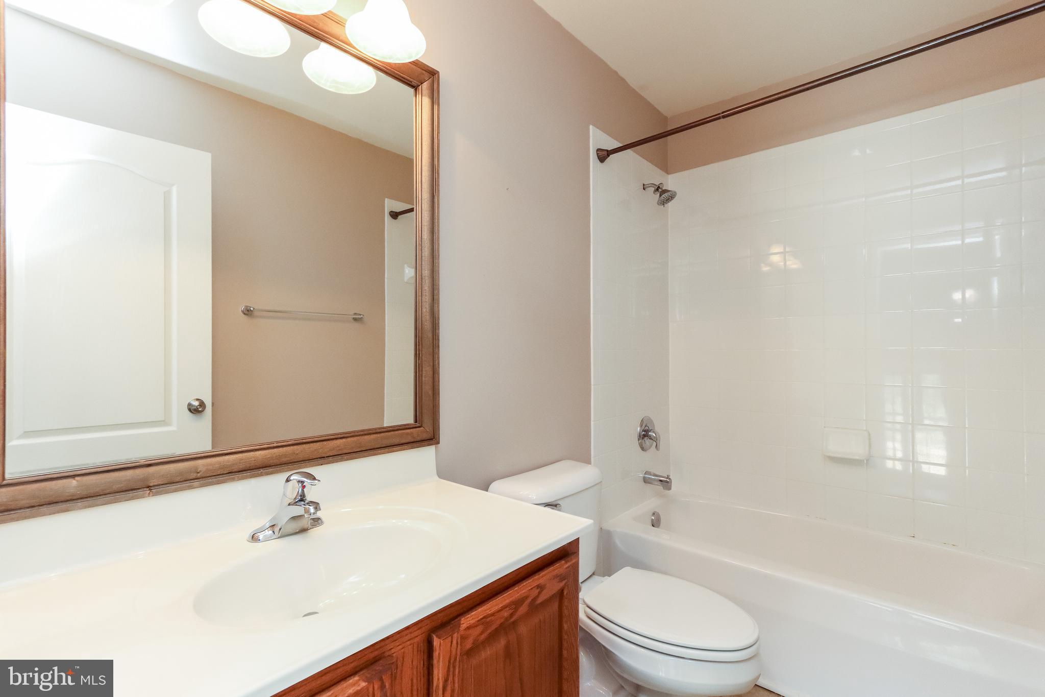 LAKE HOLIDAY ESTATES - Residential