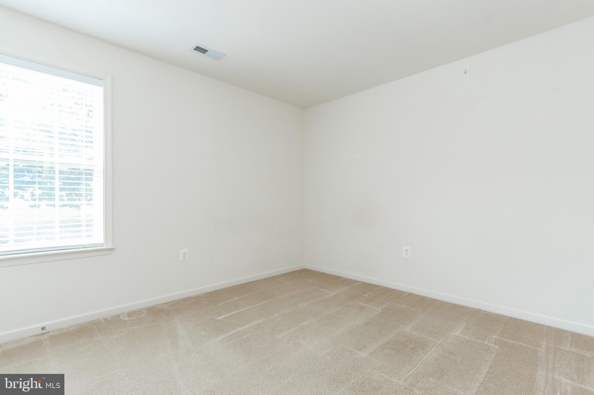 LAKE HOLIDAY ESTATES - Residential