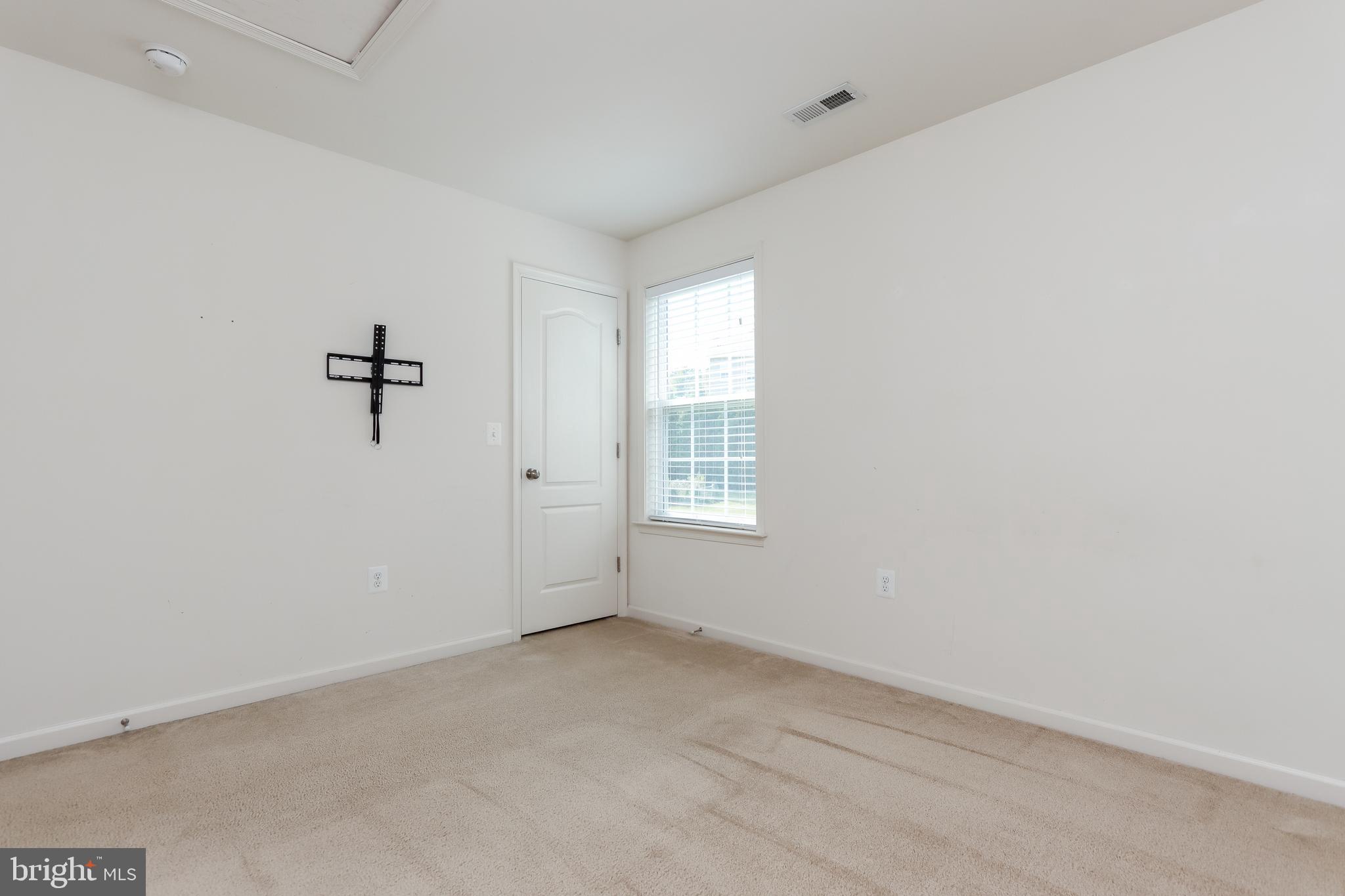 LAKE HOLIDAY ESTATES - Residential