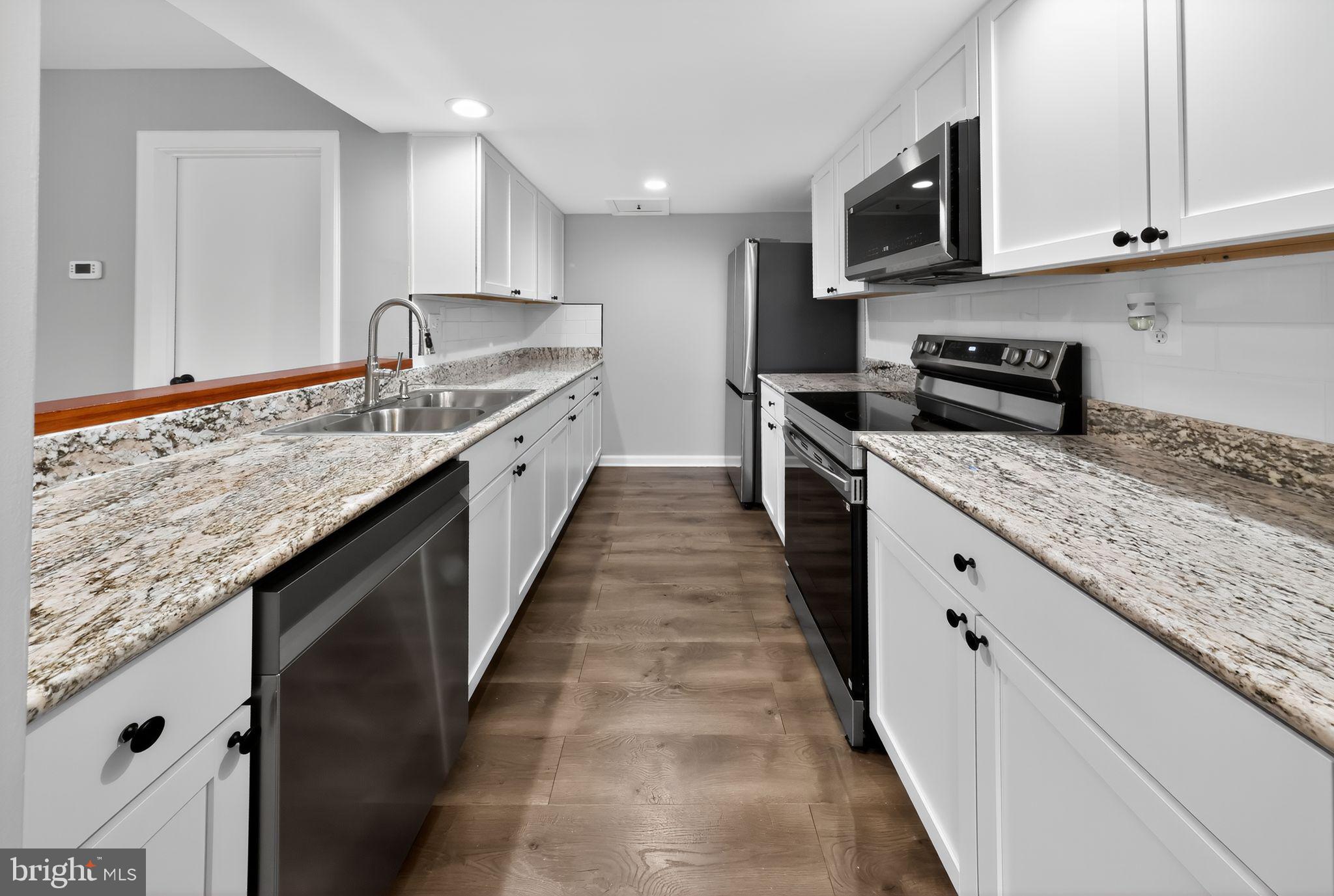 901 COBBLE CREEK CURVE