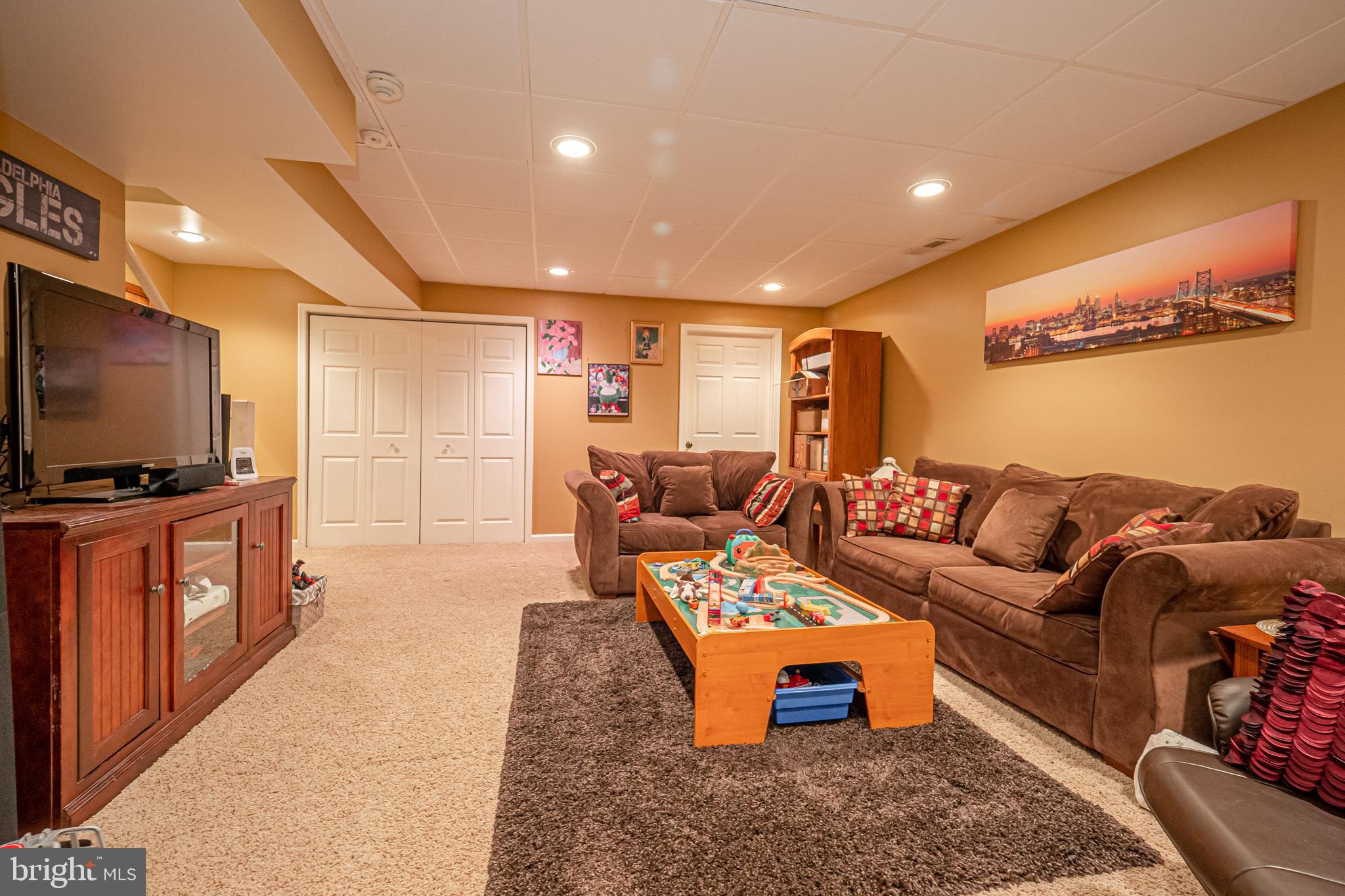 SPRING VALLEY WAY - Residential