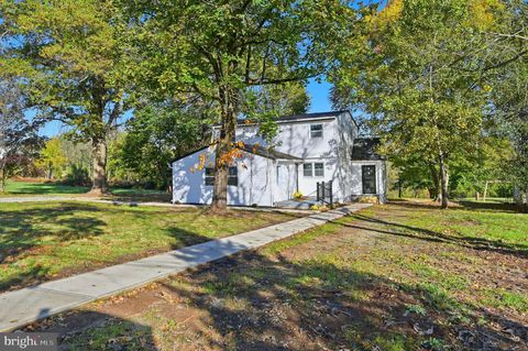 Photo of 440 King Street, SPRING CITY, PA 19475 (MLS # PACT2112276) Photo of 440 King Street, SPRING CITY, PA 19475 (MLS # PACT2112276)