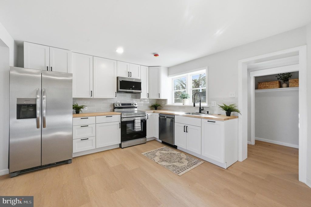 Photo of 440 King Street, SPRING CITY, PA 19475 (MLS # PACT2112276)