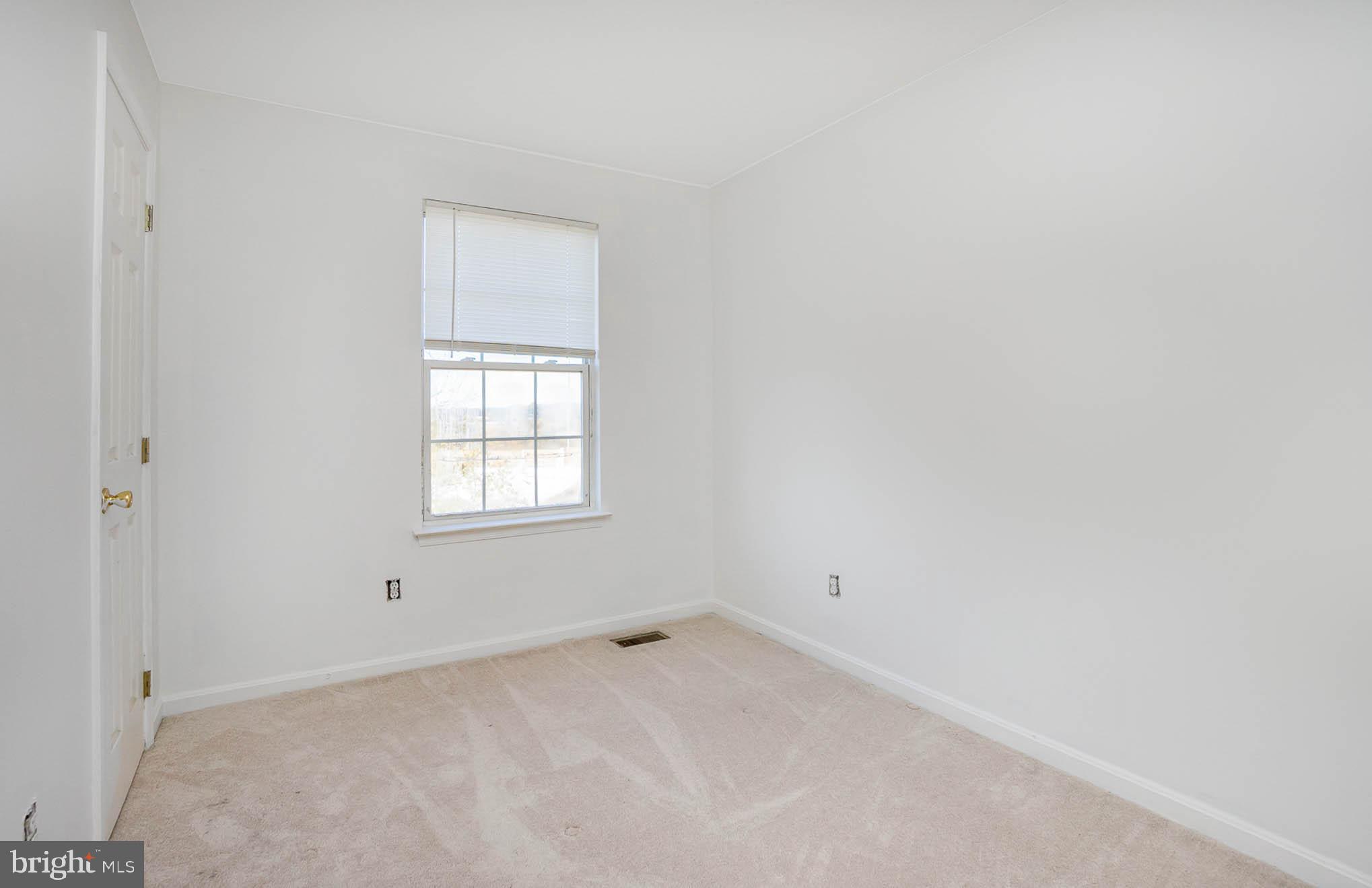 BLUEGRASS HEIGHTS - Residential