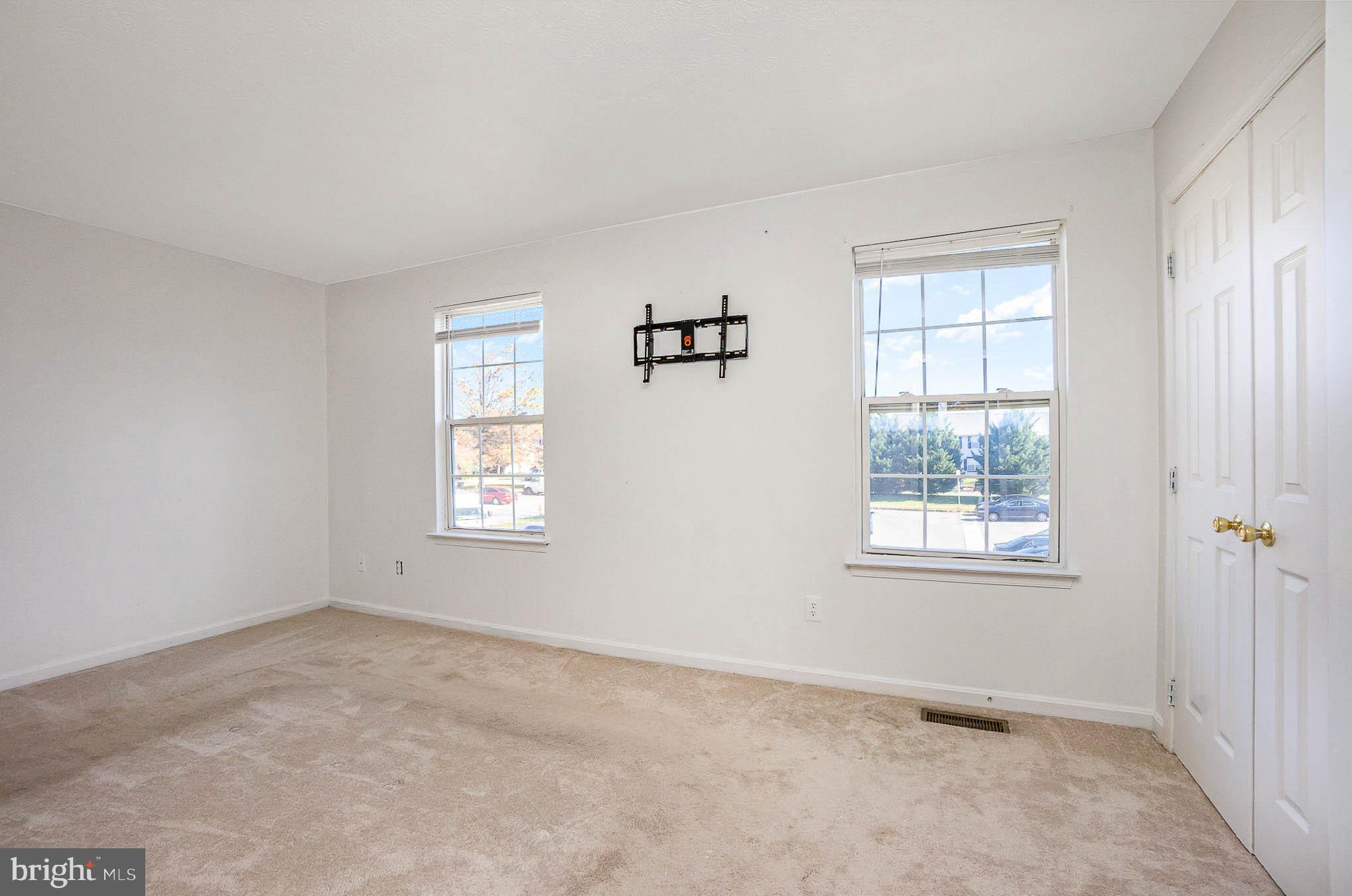 BLUEGRASS HEIGHTS - Residential