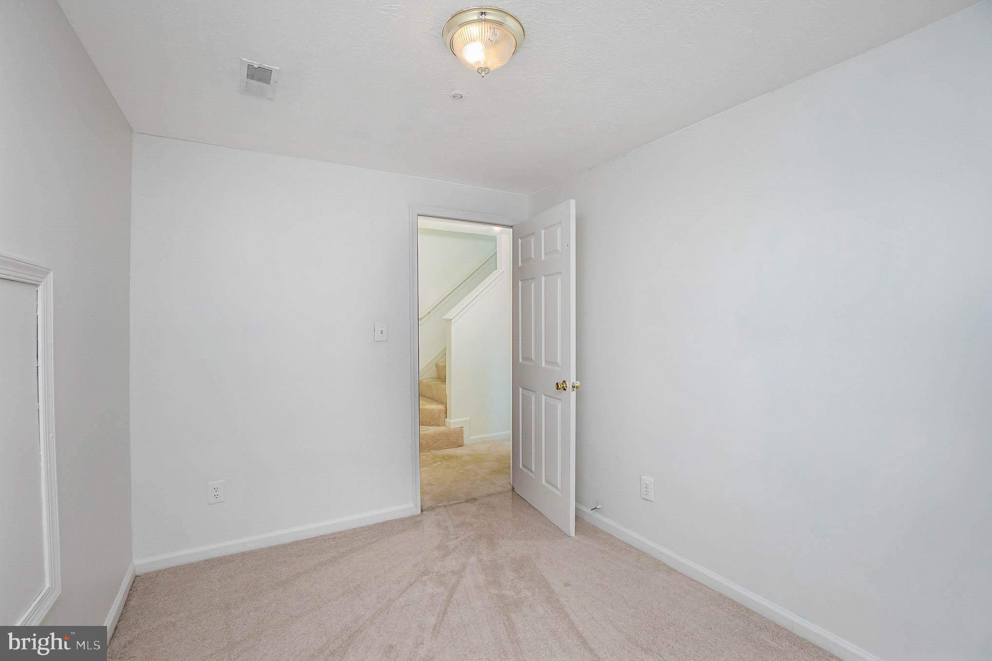 BLUEGRASS HEIGHTS - Residential