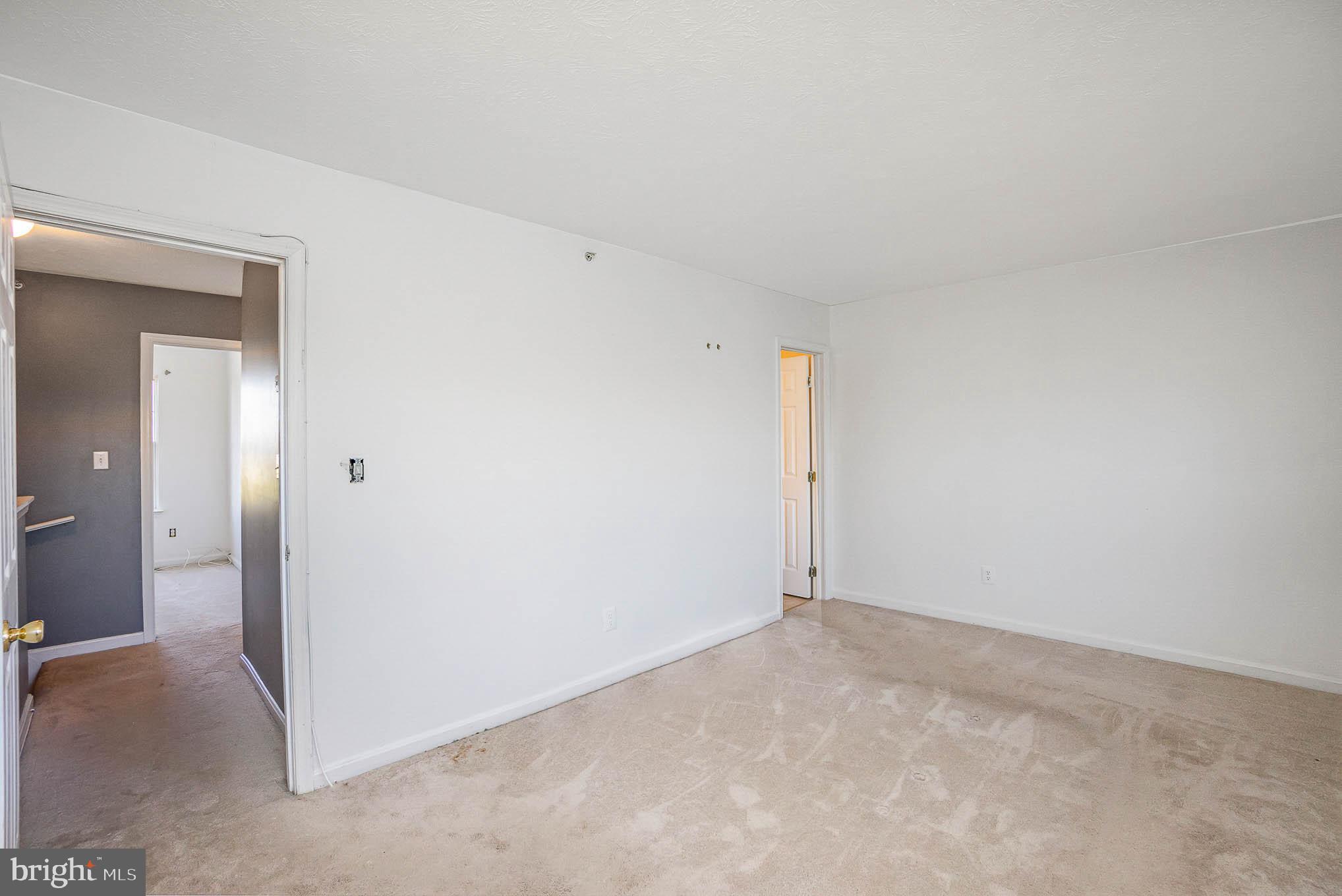 BLUEGRASS HEIGHTS - Residential