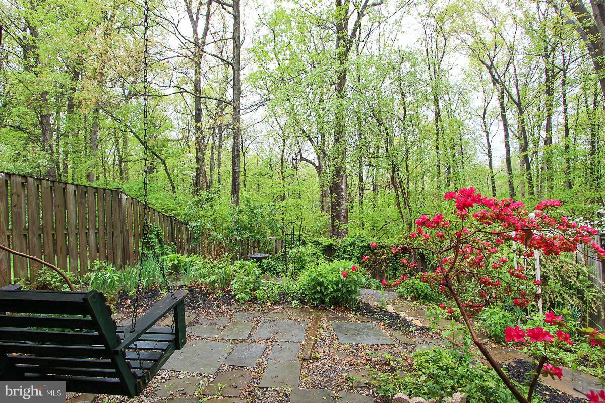 BONIFANT WOODS - Residential