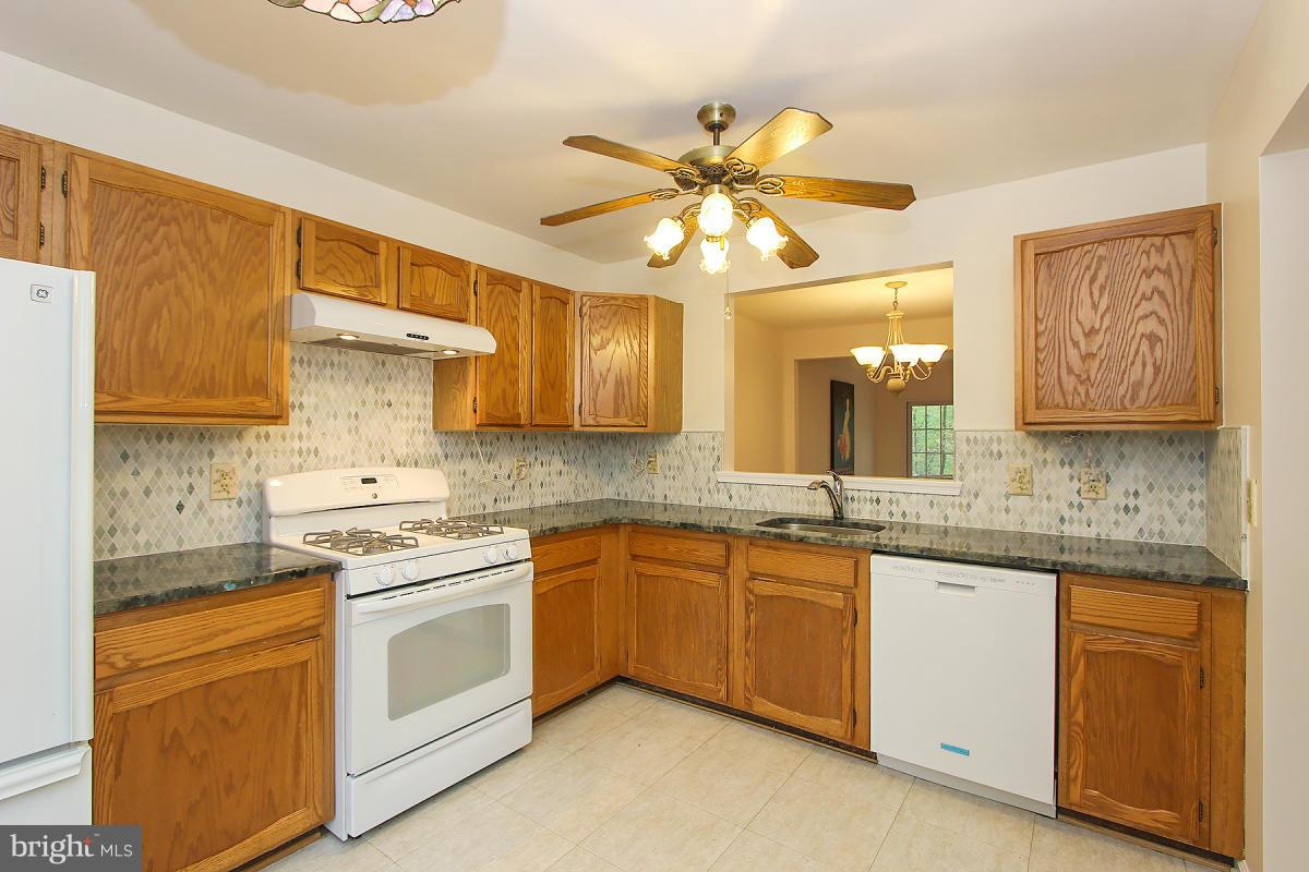 BONIFANT WOODS - Residential