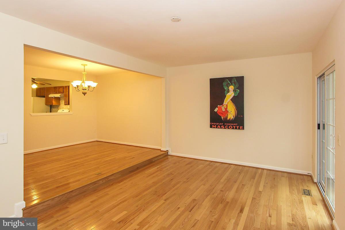 BONIFANT WOODS - Residential