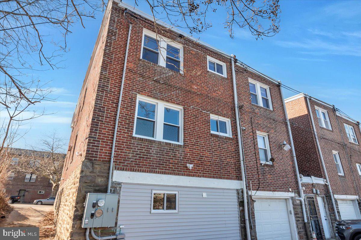 OVERBROOK - Residential Income