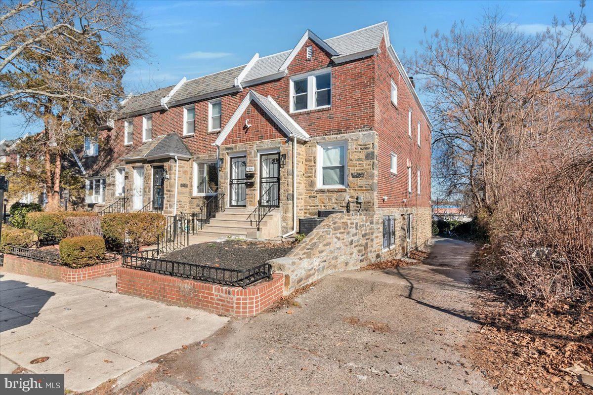 OVERBROOK - Residential Income