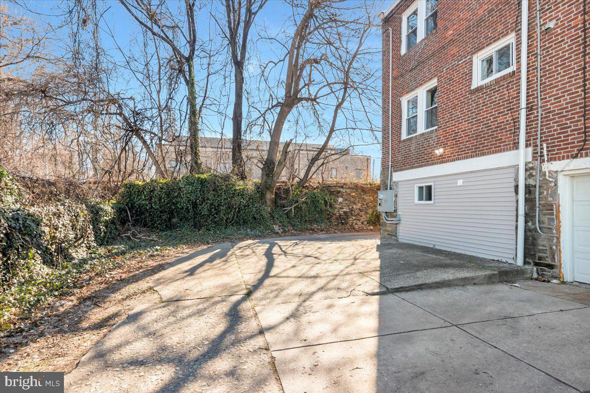 OVERBROOK - Residential Income