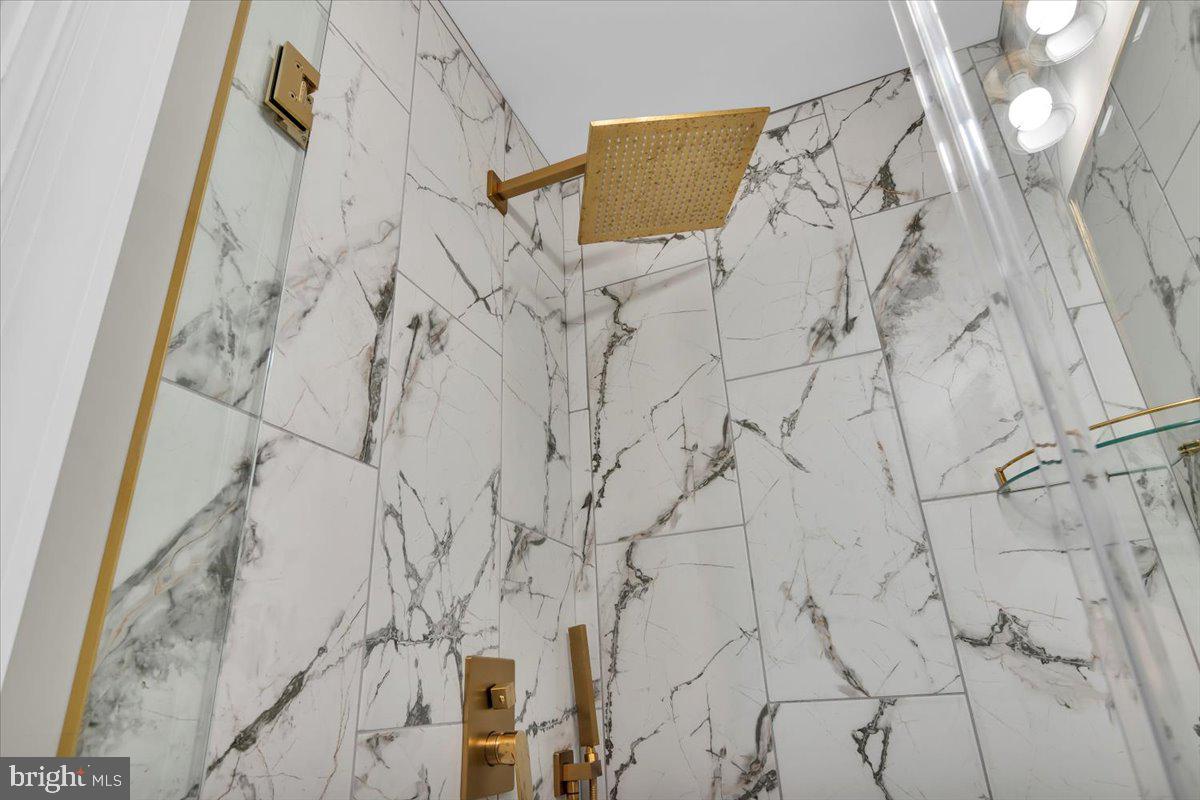 OVERBROOK - Residential Income