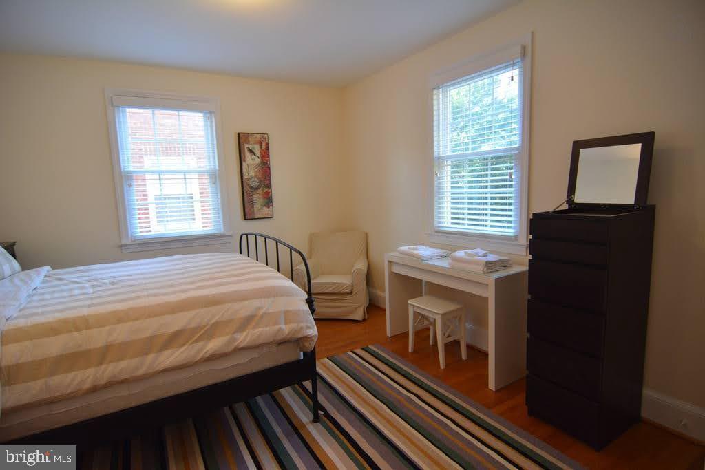 CLARENDON - Residential Income