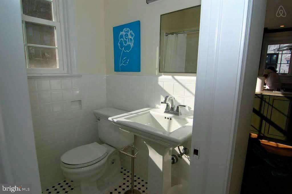 CLARENDON - Residential Income