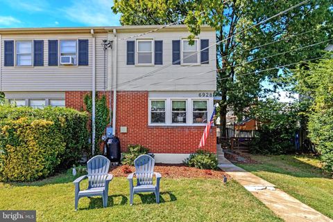 Photo of 6928 University Drive, ALEXANDRIA, VA 22307 (MLS # VAFX2294074)