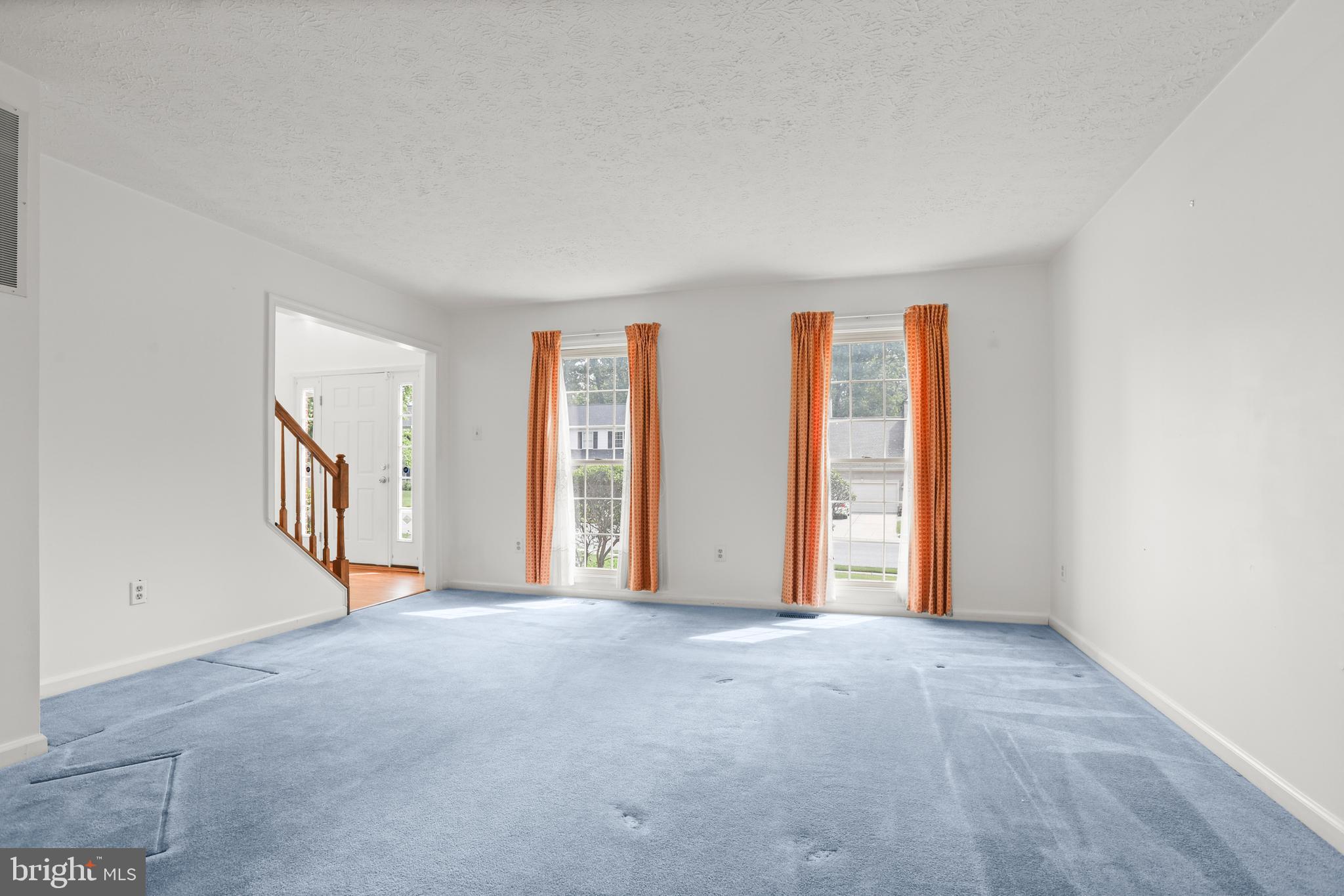KINGS CHARTER - Residential