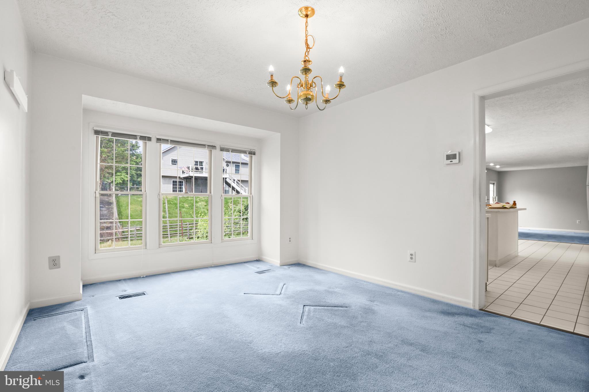 KINGS CHARTER - Residential