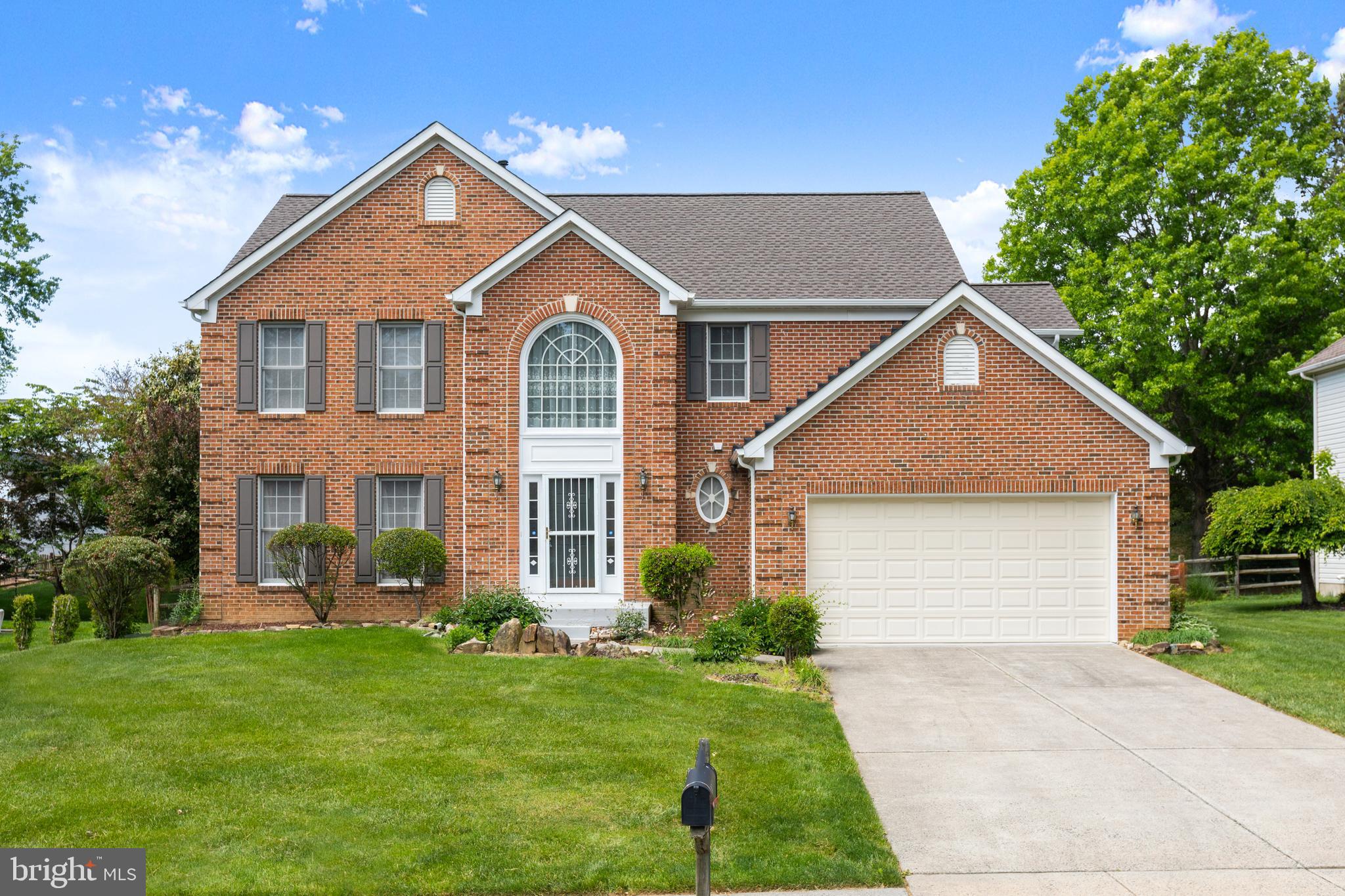 KINGS CHARTER - Residential