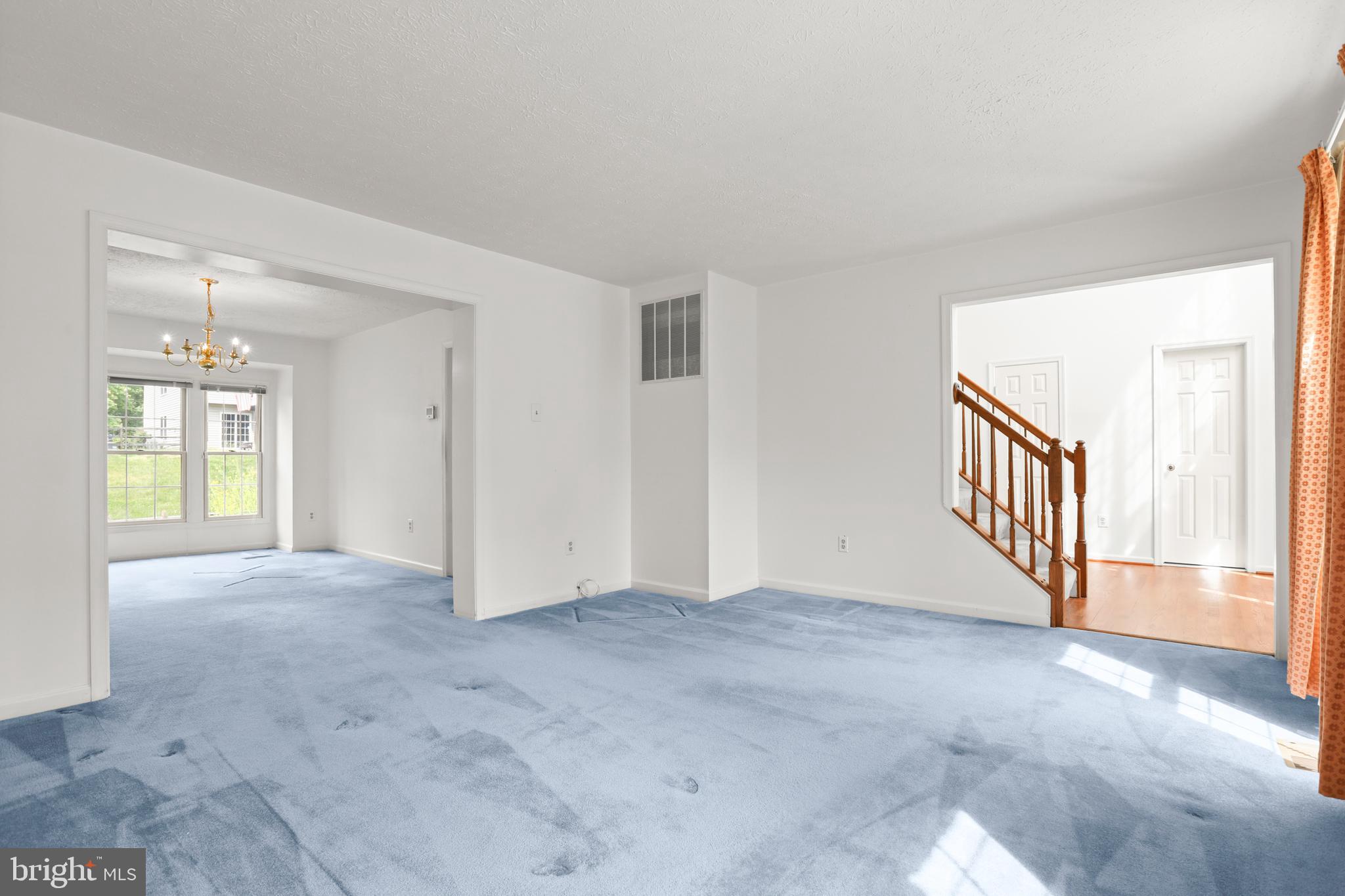 KINGS CHARTER - Residential