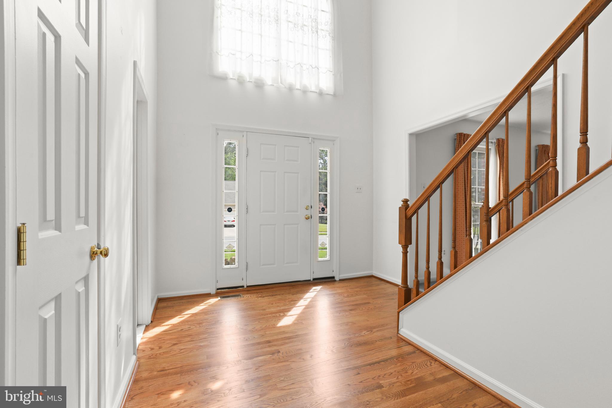 KINGS CHARTER - Residential