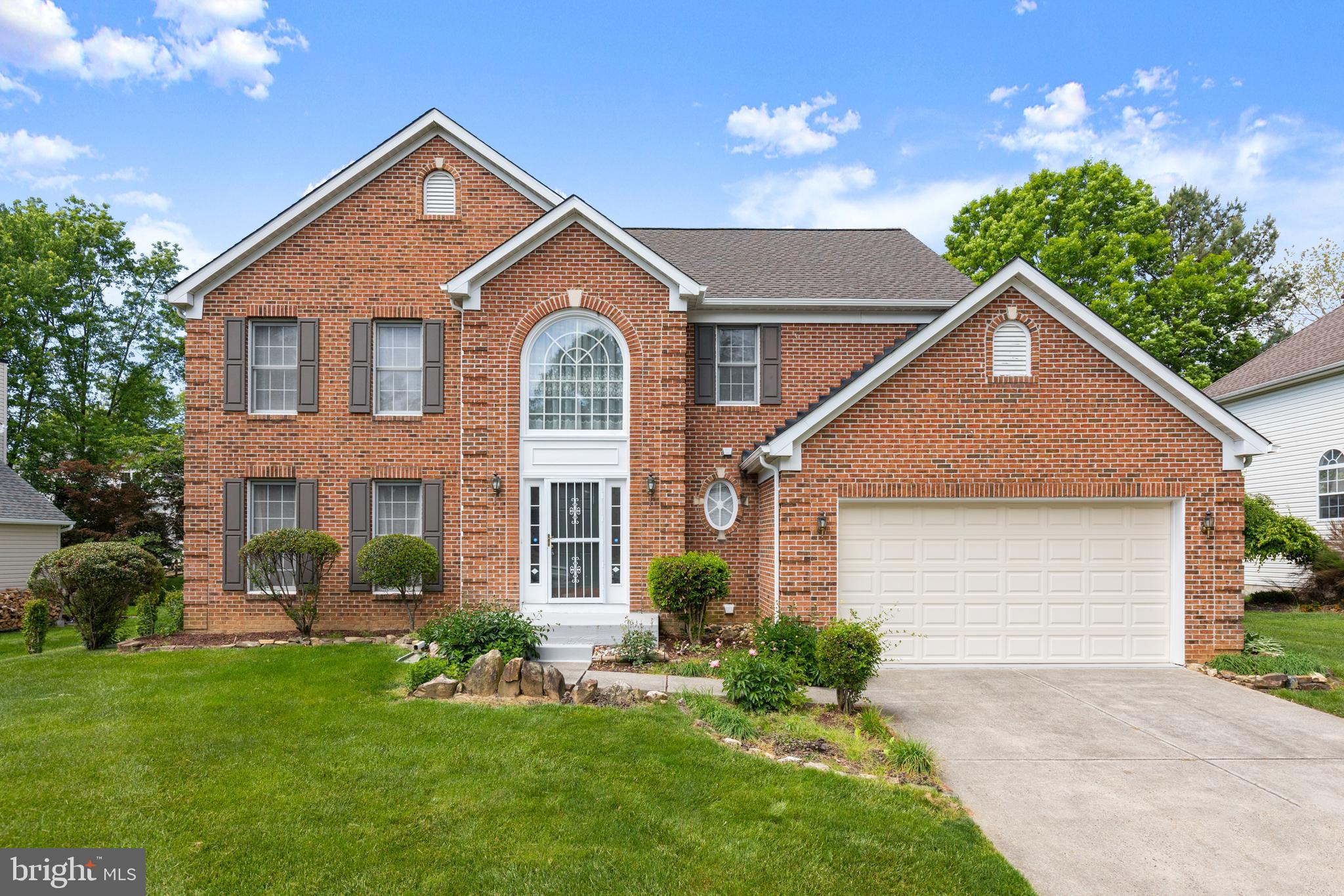 KINGS CHARTER - Residential