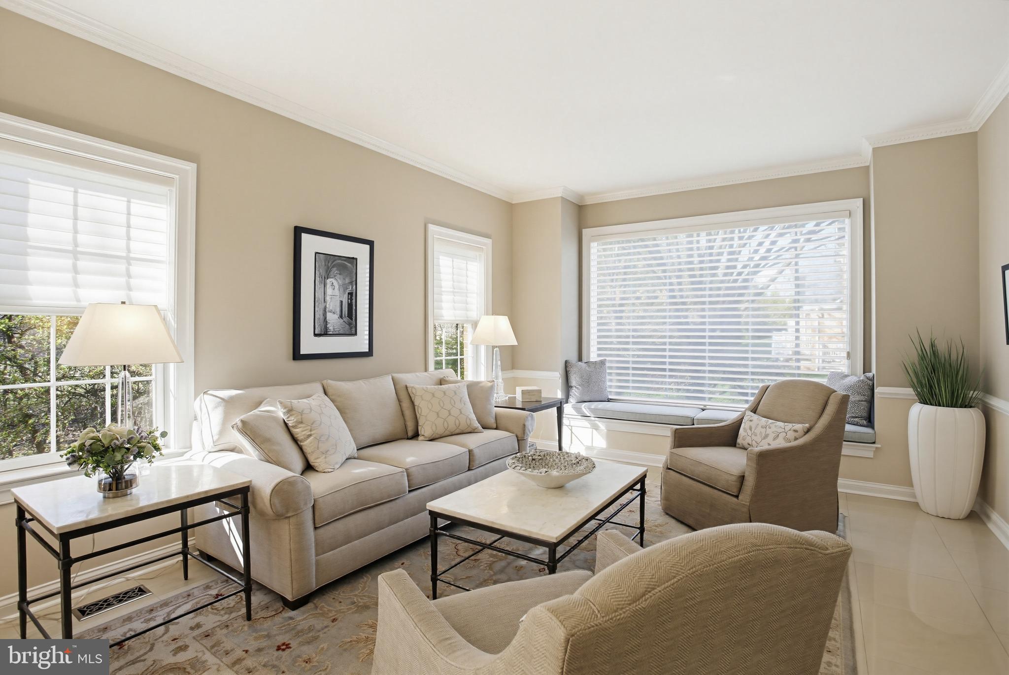 DUNLOY TOWNHOME - Residential