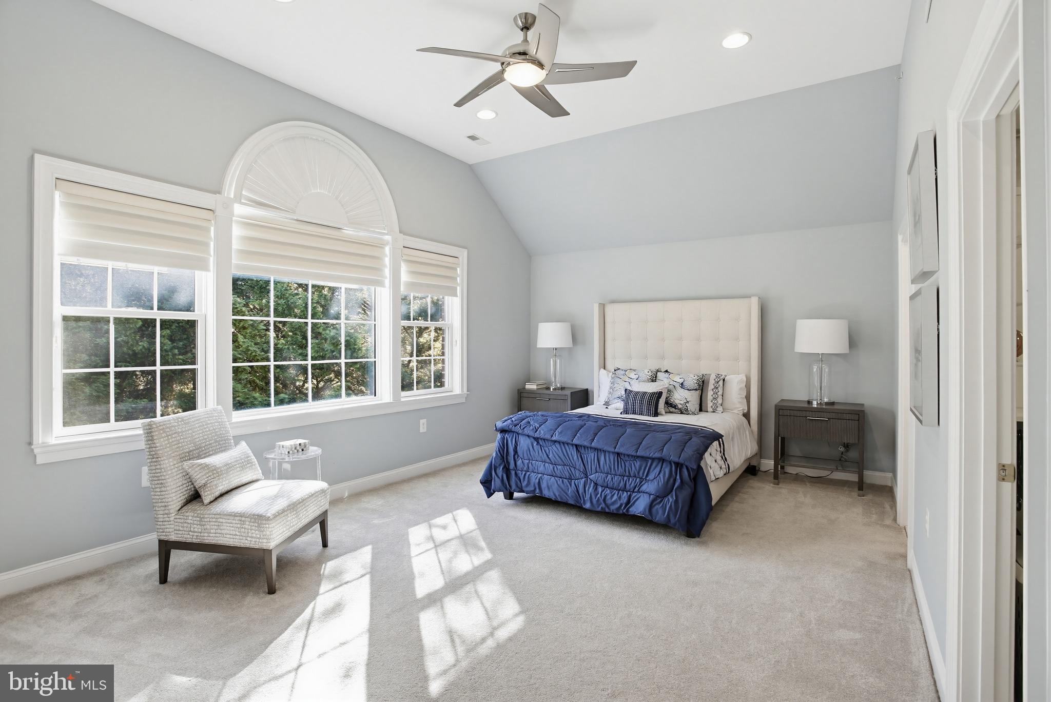 DUNLOY TOWNHOME - Residential