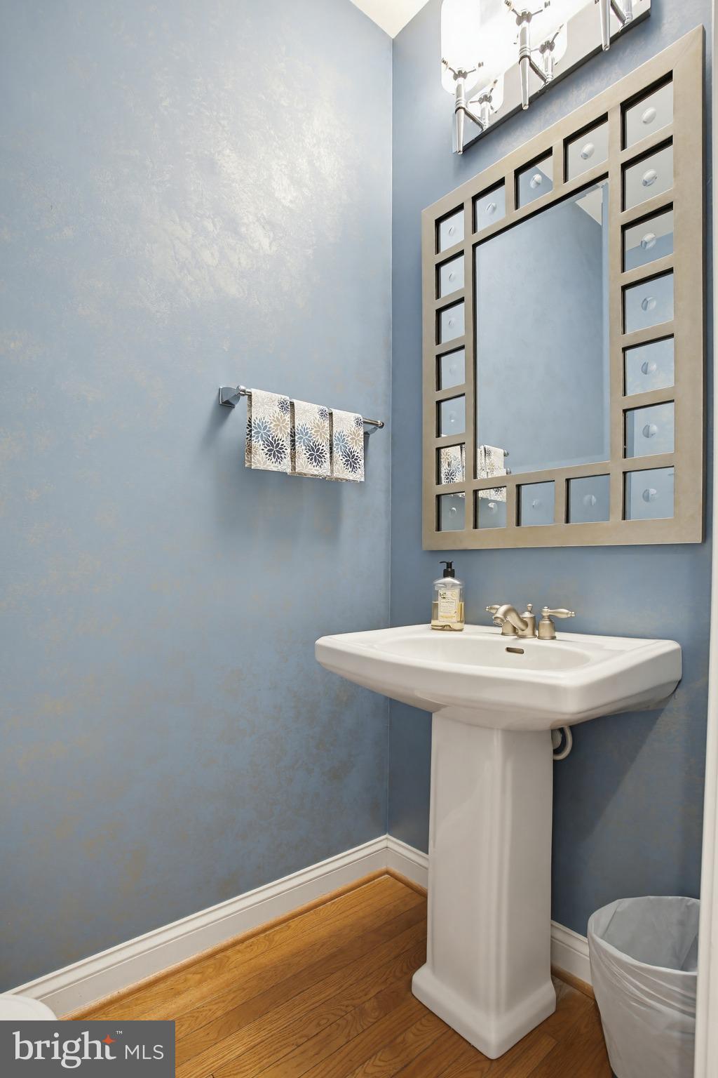 DUNLOY TOWNHOME - Residential