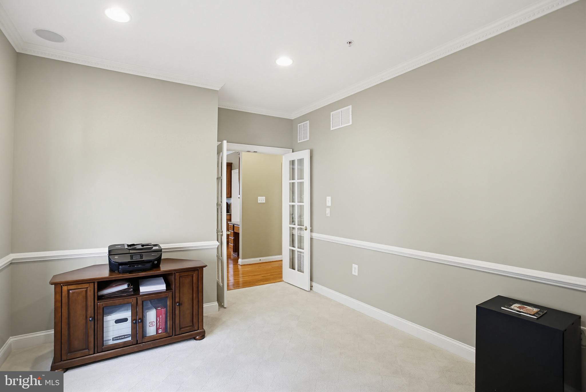 DUNLOY TOWNHOME - Residential