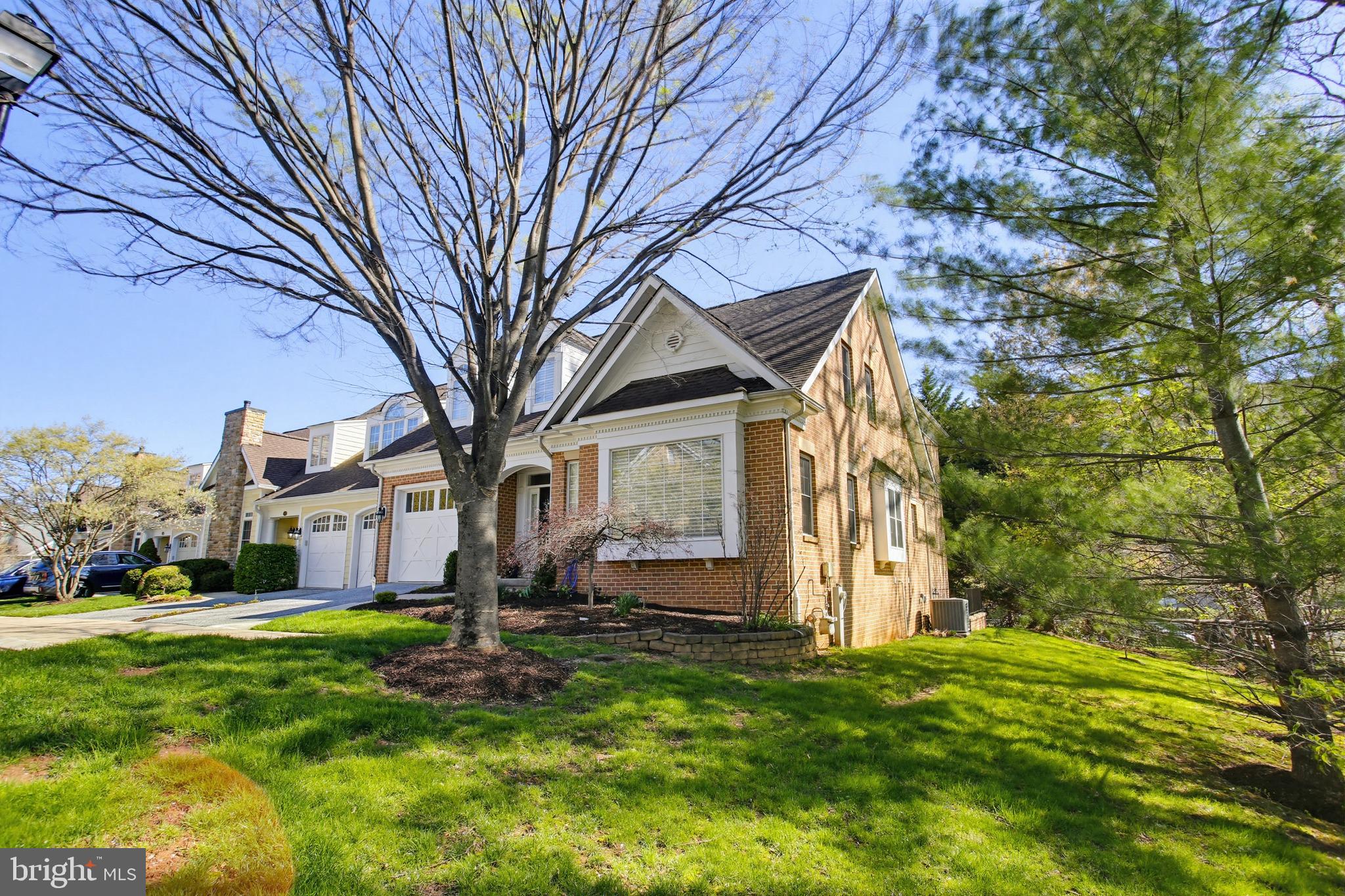 621 DUNLOY COURT 621