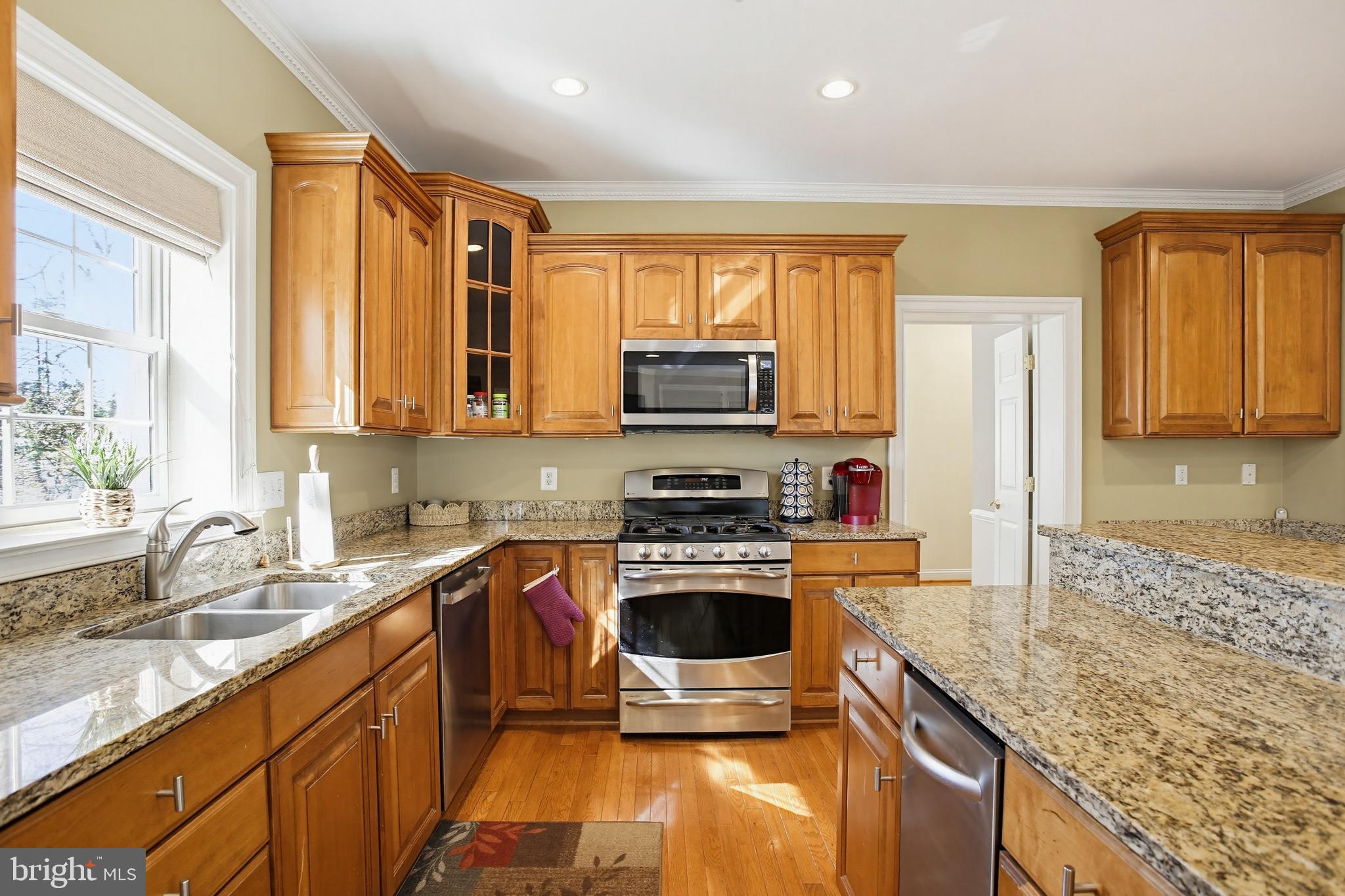 DUNLOY TOWNHOME - Residential