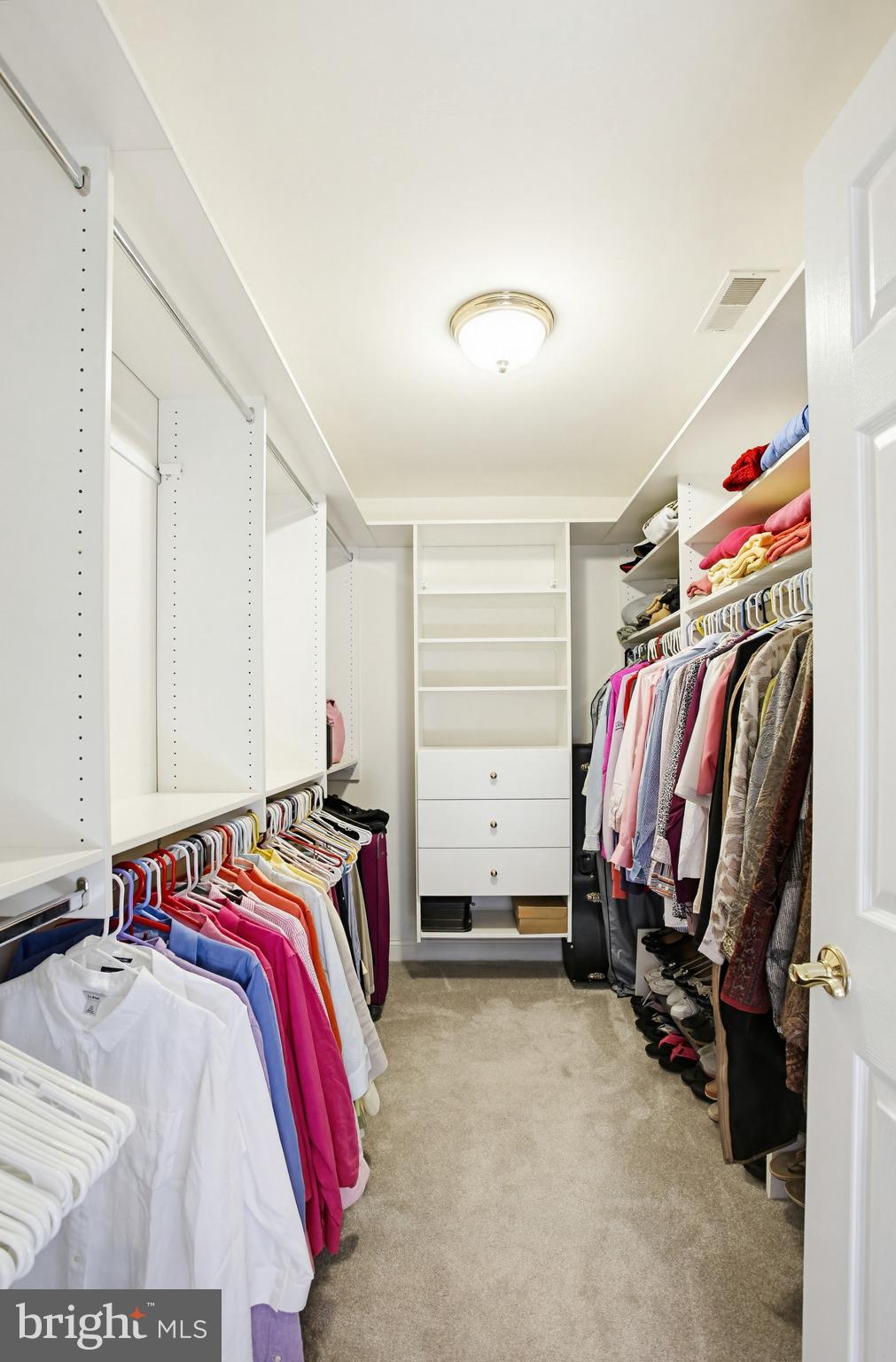 DUNLOY TOWNHOME - Residential