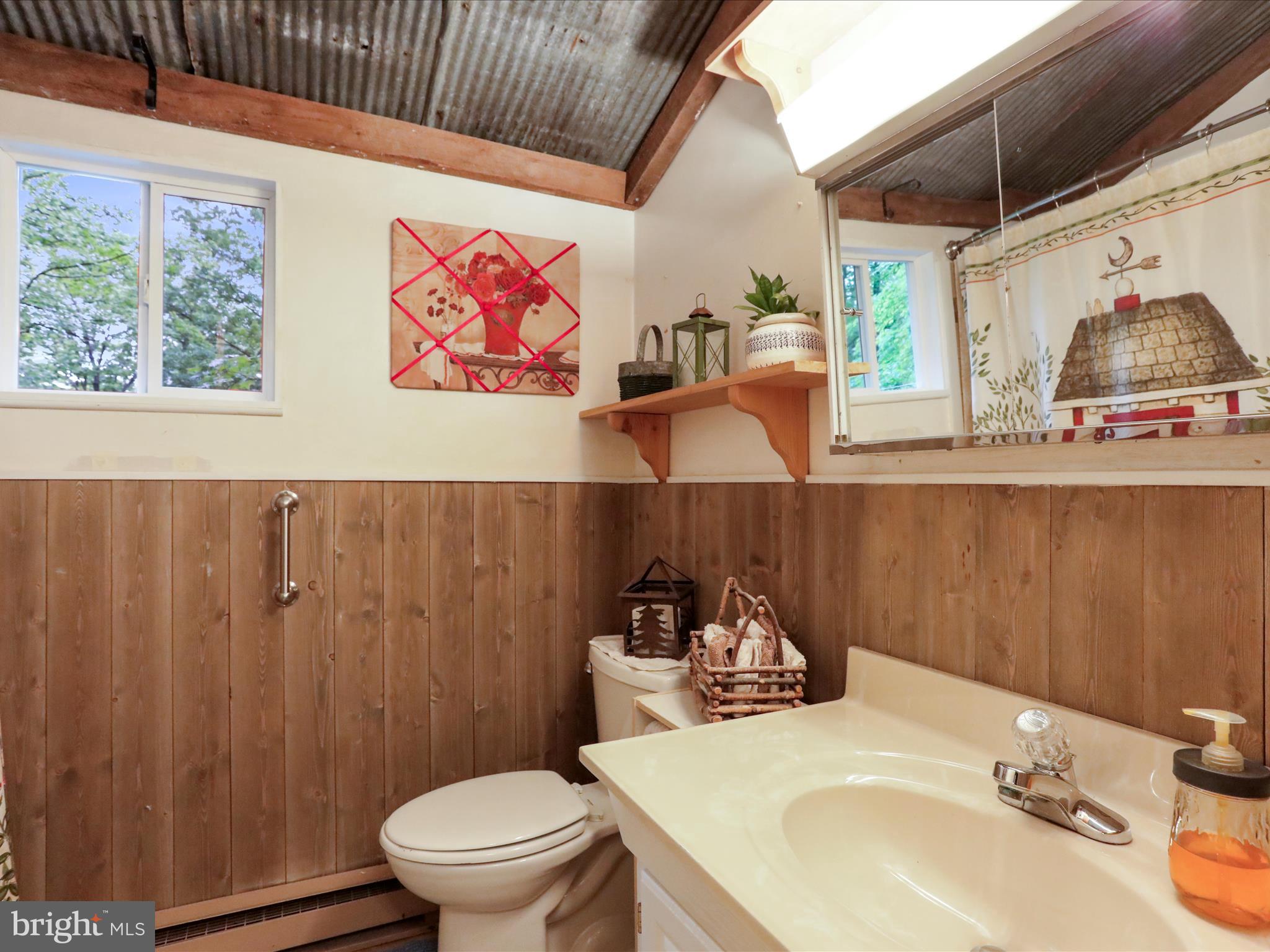 THUNDERBIRD HILLS - Residential