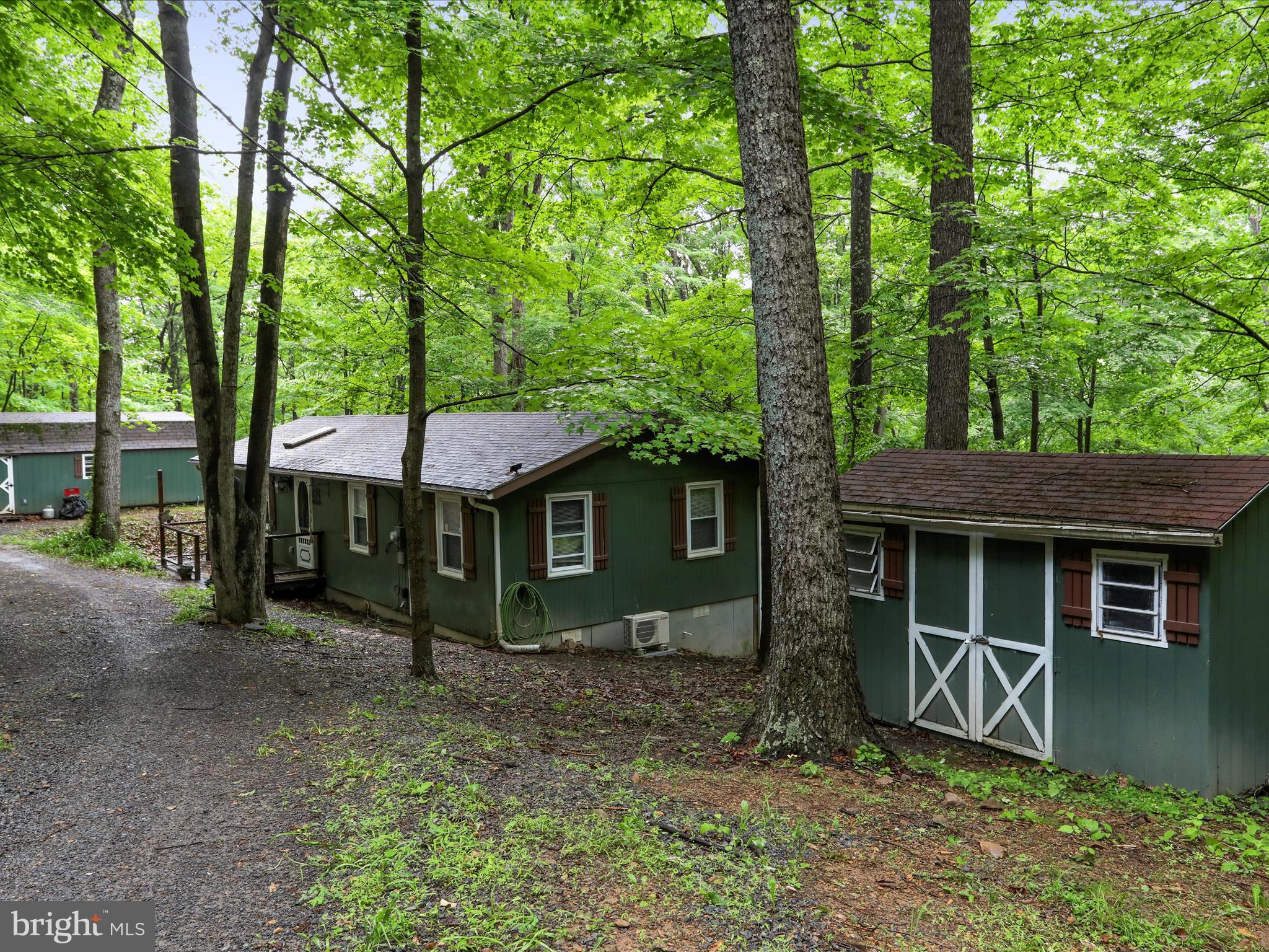 THUNDERBIRD HILLS - Residential