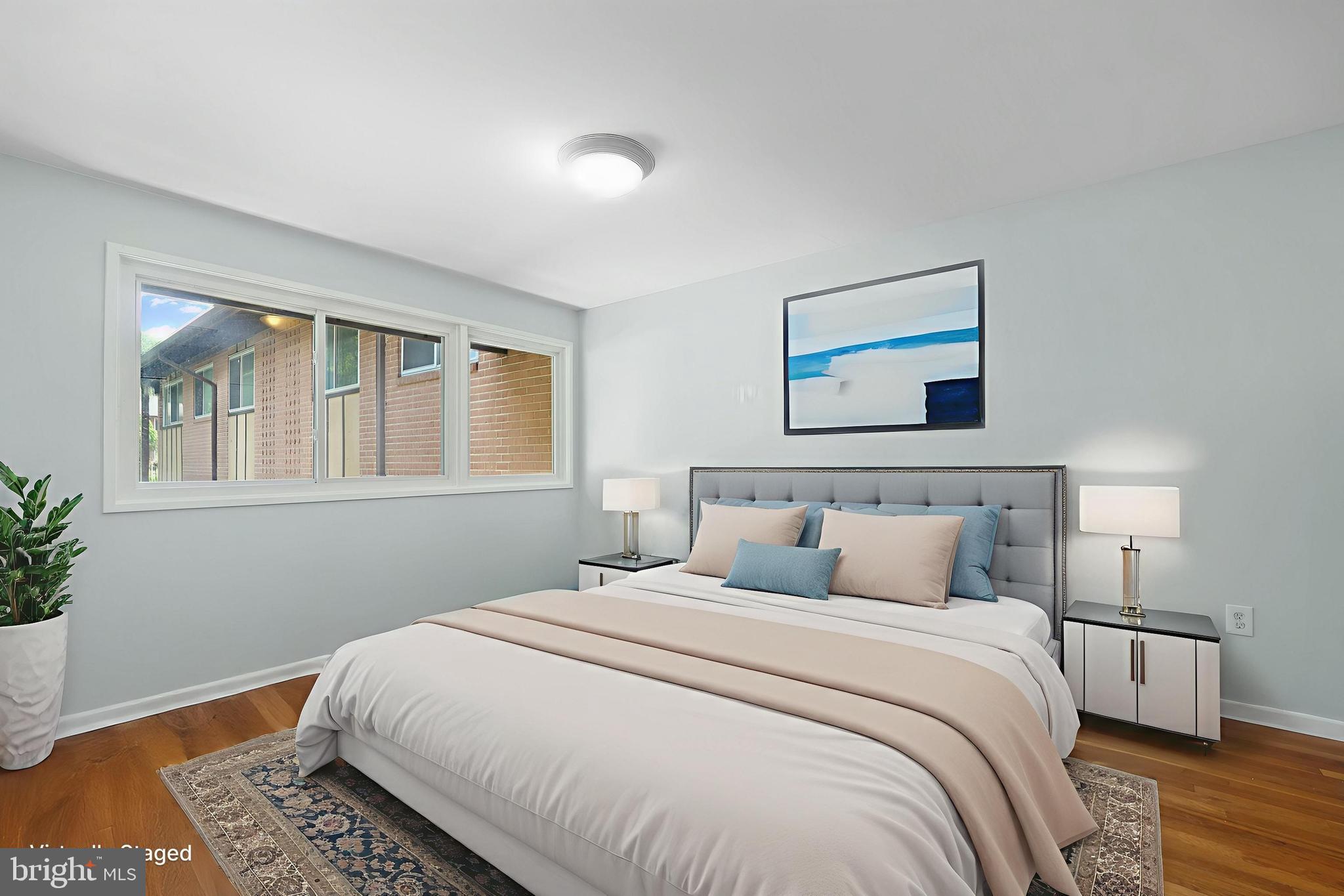 MOSBY WOODS TOWNHOUSE - Residential