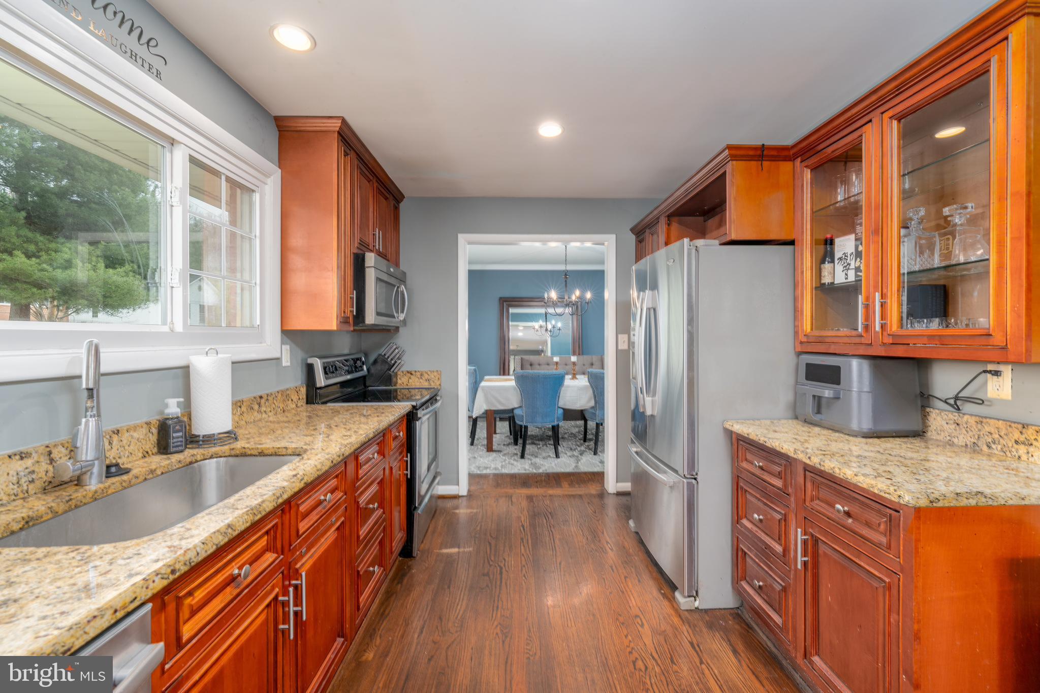 CHESTNUT HILL - Residential