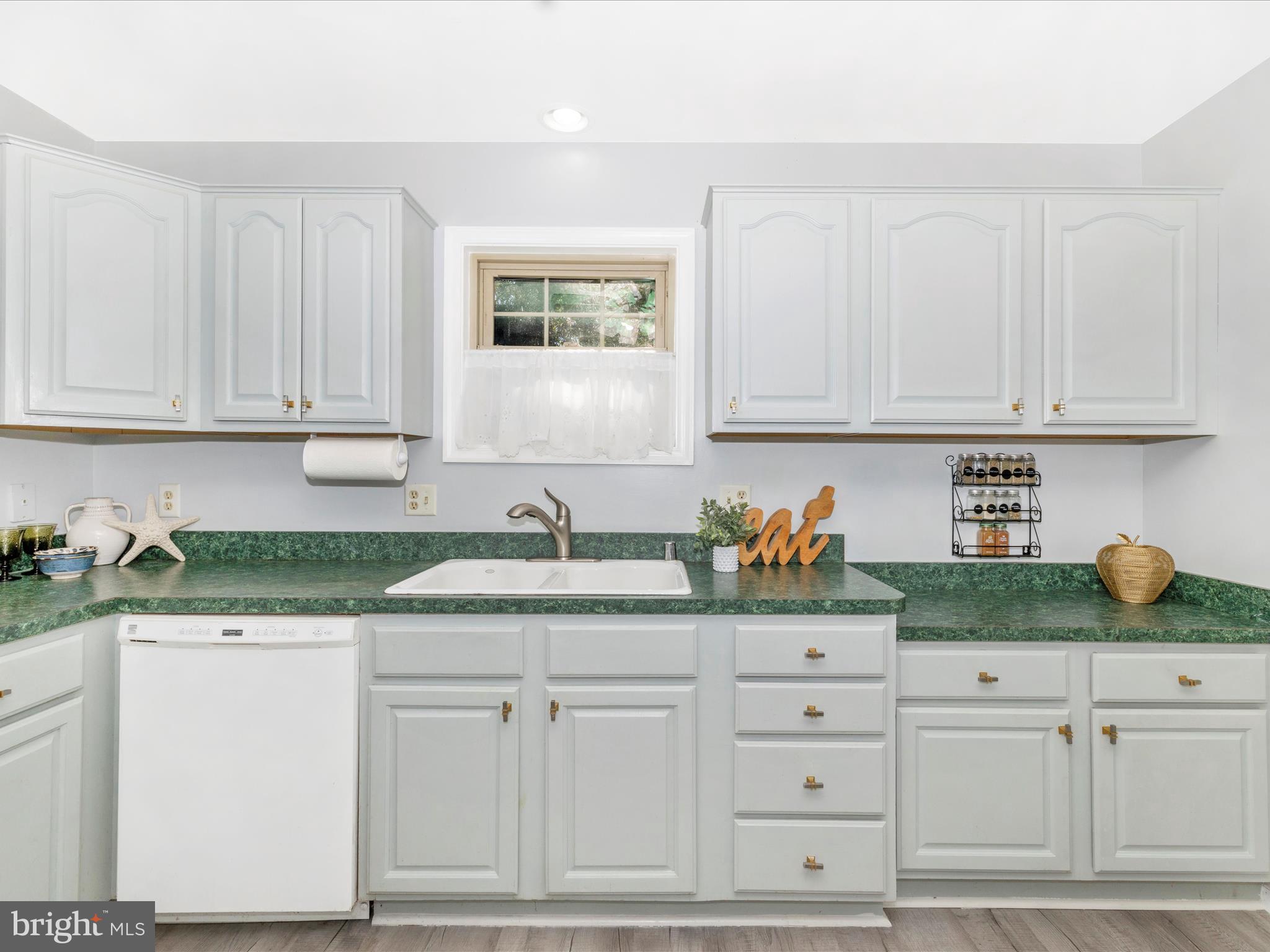 THE MEADOWS - Residential